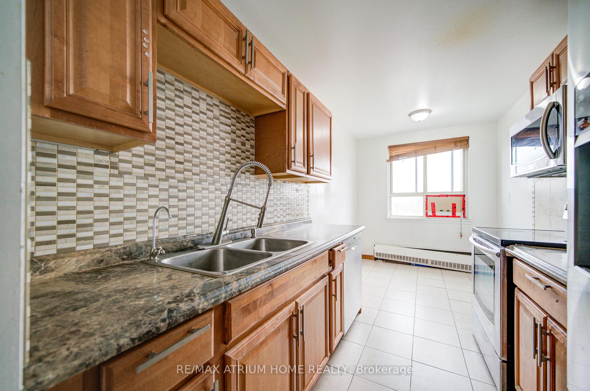 Photo 18 of Unit 804, 1101 Pharmacy Avenue, Scarborough, Wexford-Maryvale — HOMEH