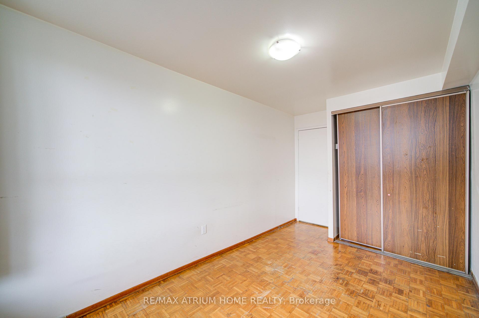 Photo 32 of Unit 804, 1101 Pharmacy Avenue, Scarborough, Wexford-Maryvale — HOMEH