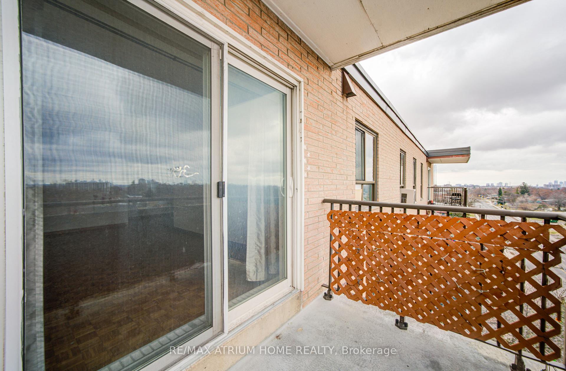 Photo 42 of Unit 804, 1101 Pharmacy Avenue, Scarborough, Wexford-Maryvale — HOMEH