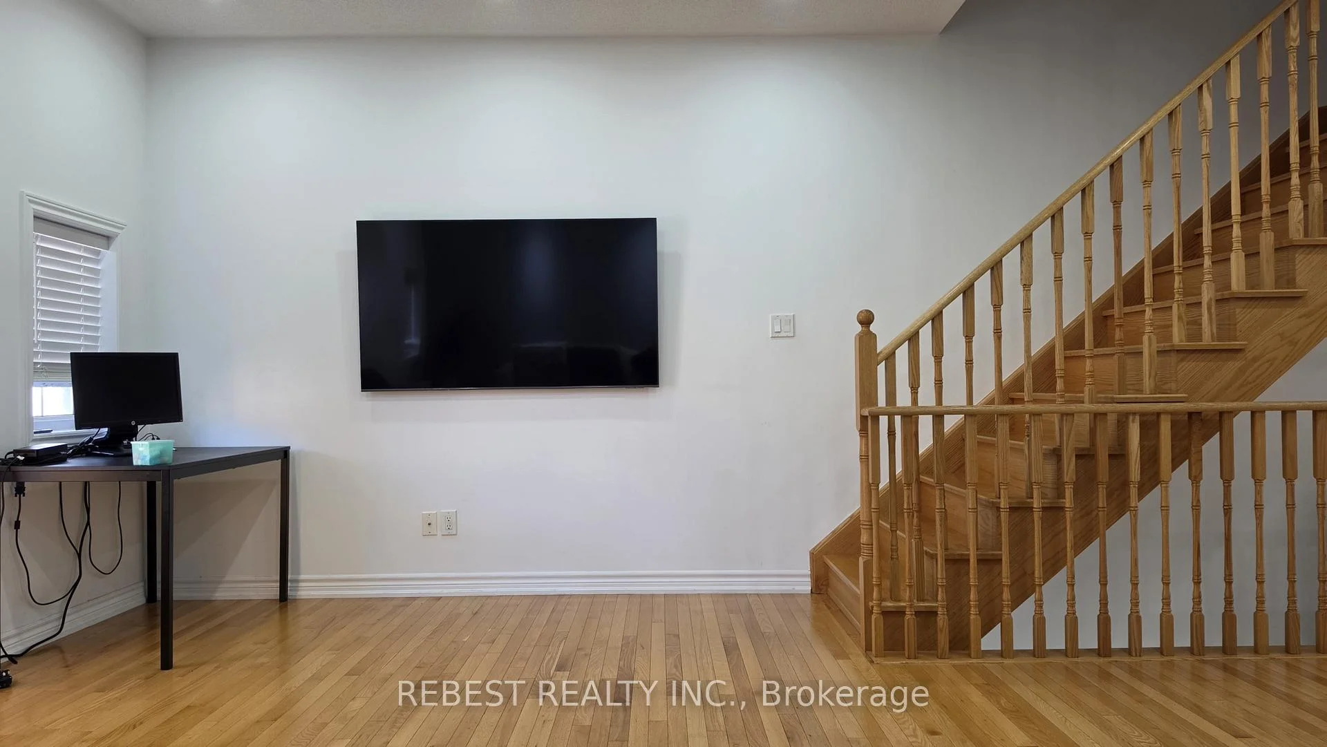 Photo 21 of 18 Aspen Hill Road, Brampton, Bram West — HOMEH