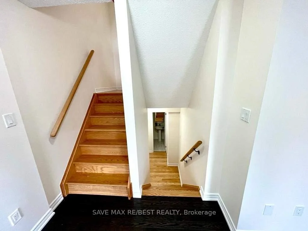Photo 30 of 18 Aspen Hill Road, Brampton, Bram West — HOMEH