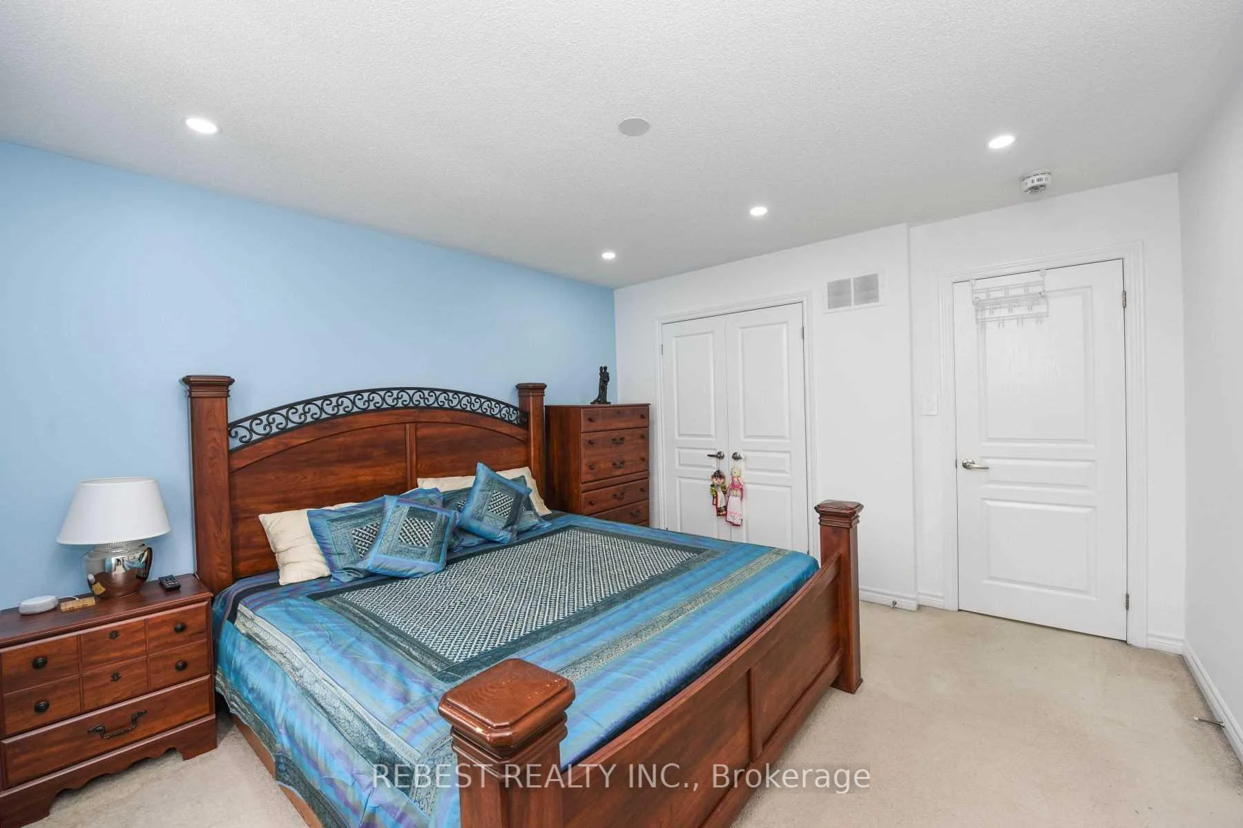 Photo 41 of 18 Aspen Hill Road, Brampton, Bram West — HOMEH