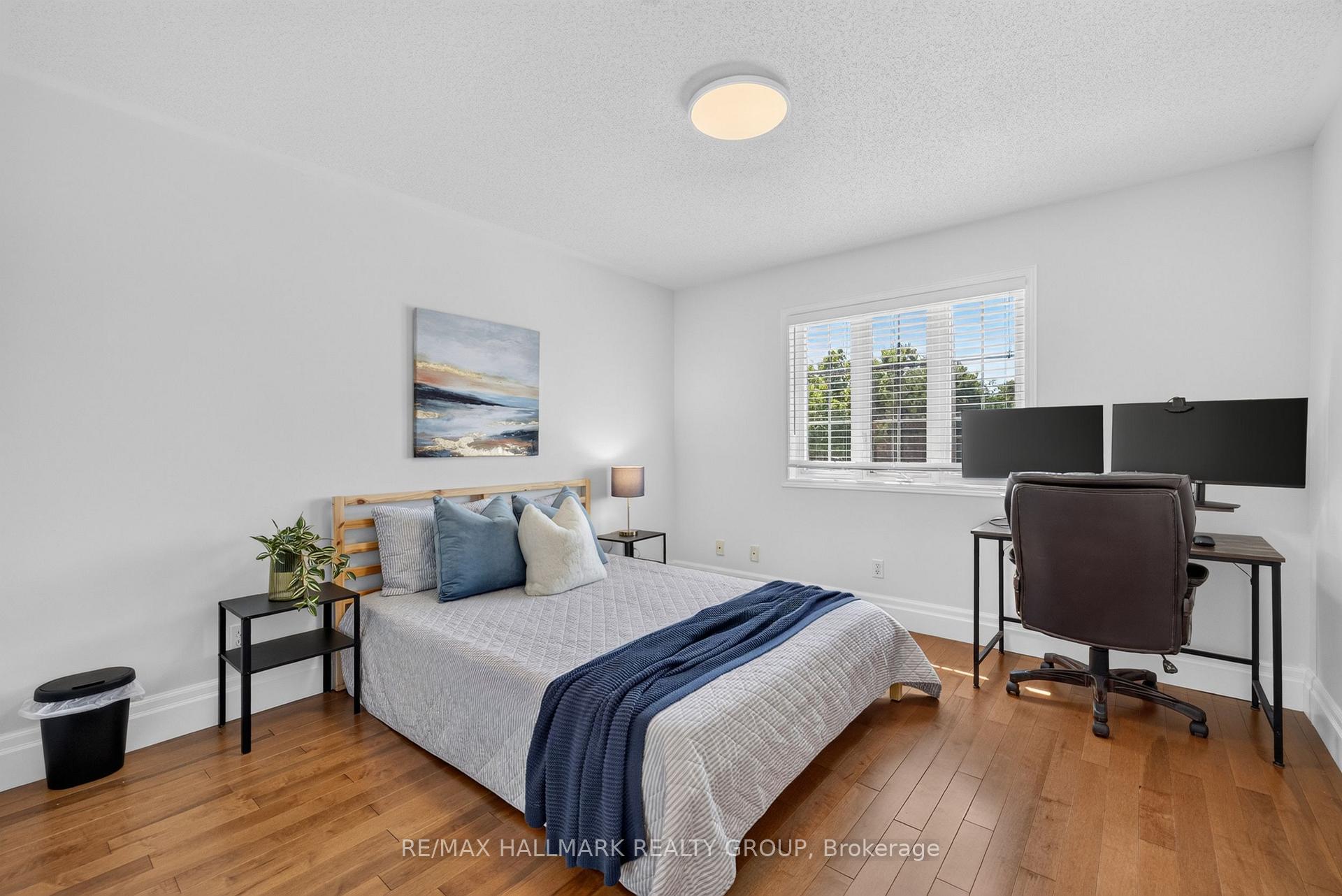 Photo 34 of 42 Glenrill Place S, Ottawa, Kanata - Emerald Meadows/Trailwest — HOMEH
