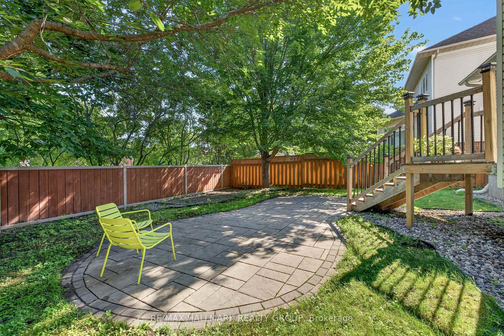 Photo 49 of 42 Glenrill Place S, Ottawa, Kanata - Emerald Meadows/Trailwest — HOMEH