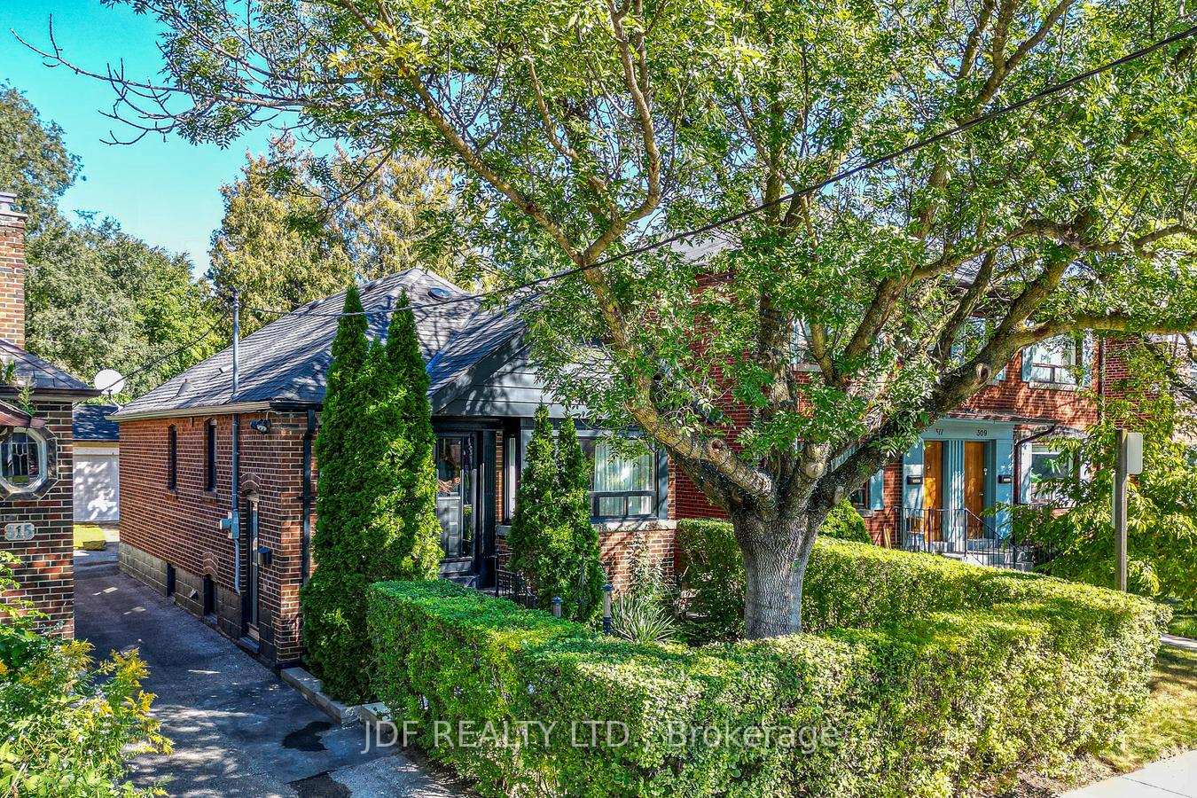 Photo of 313 Vaughan Road