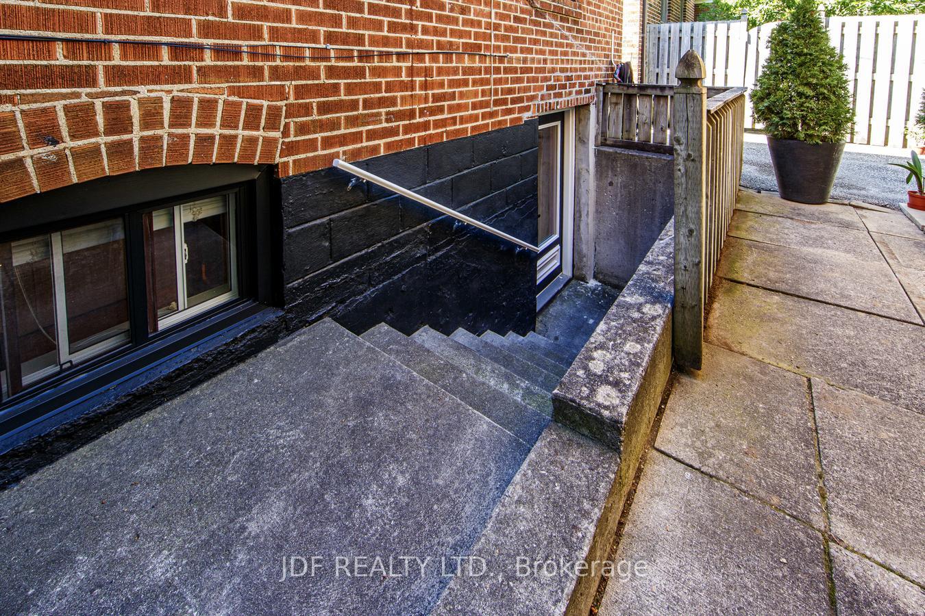 Photo 41 of 313 Vaughan Road, Toronto, Humewood-Cedarvale — HOMEH