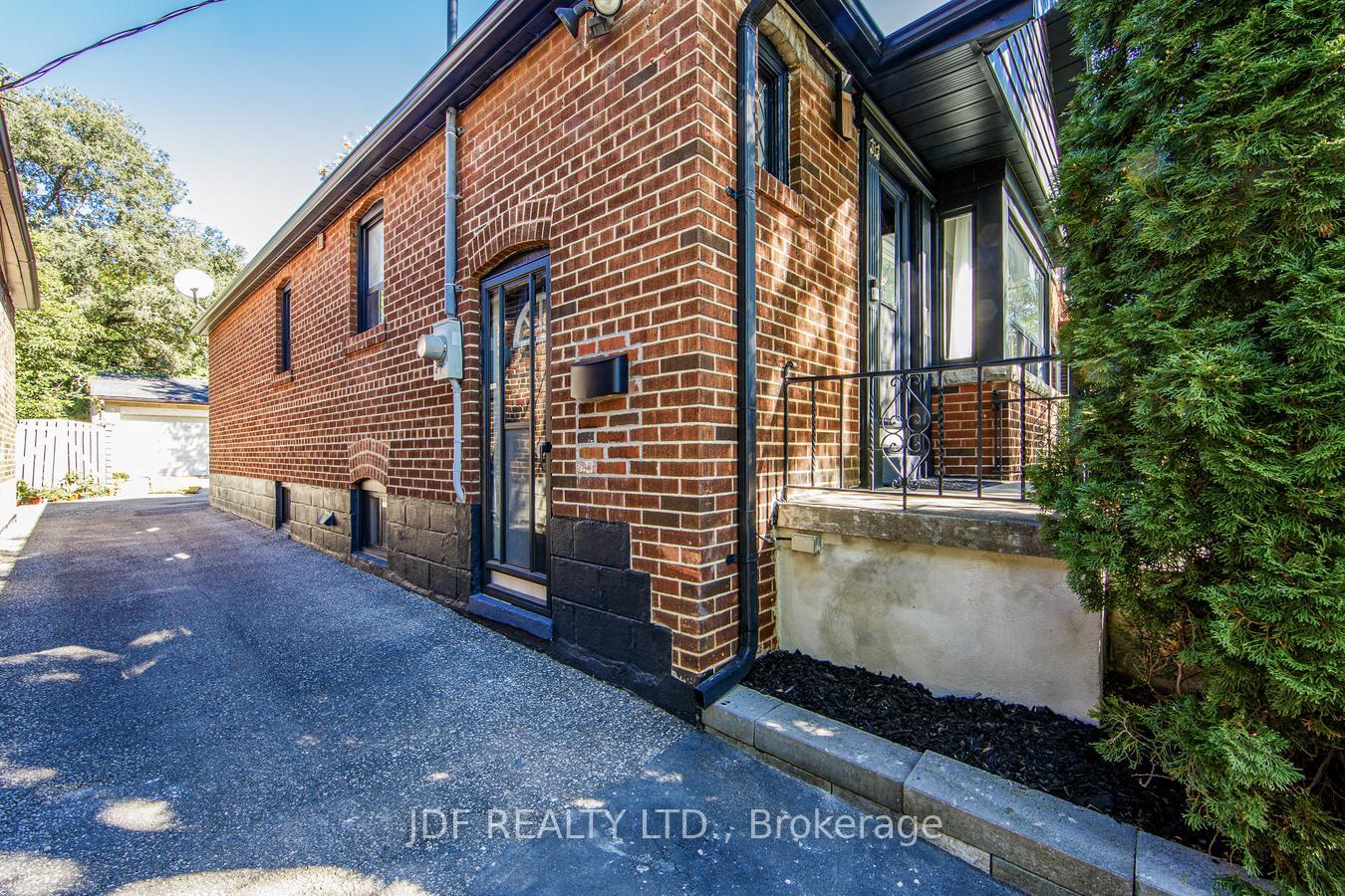 Photo 42 of 313 Vaughan Road, Toronto, Humewood-Cedarvale — HOMEH