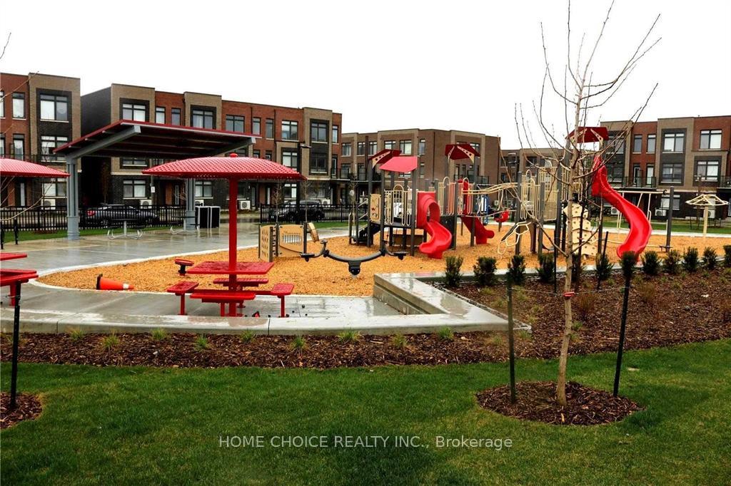 Photo 27 of 34 Engel Street E, Vaughan, Vaughan Grove — HOMEH