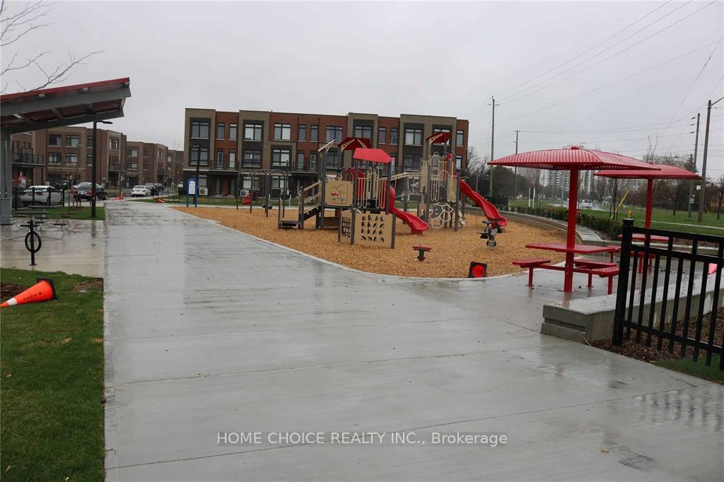 Photo 28 of 34 Engel Street E, Vaughan, Vaughan Grove — HOMEH