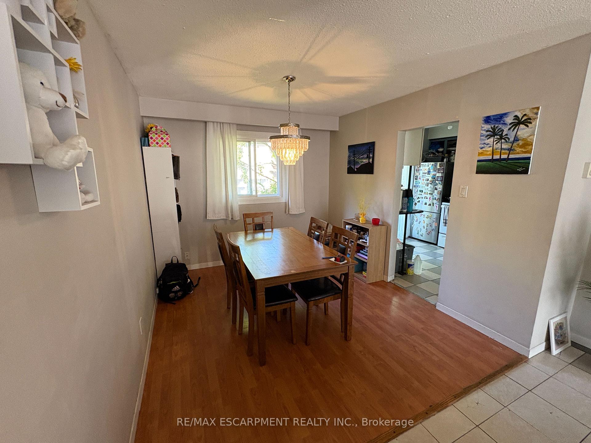 Photo 7 of Unit 4, 2380 Bromsgrove Road, Mississauga, Clarkson — HOMEH