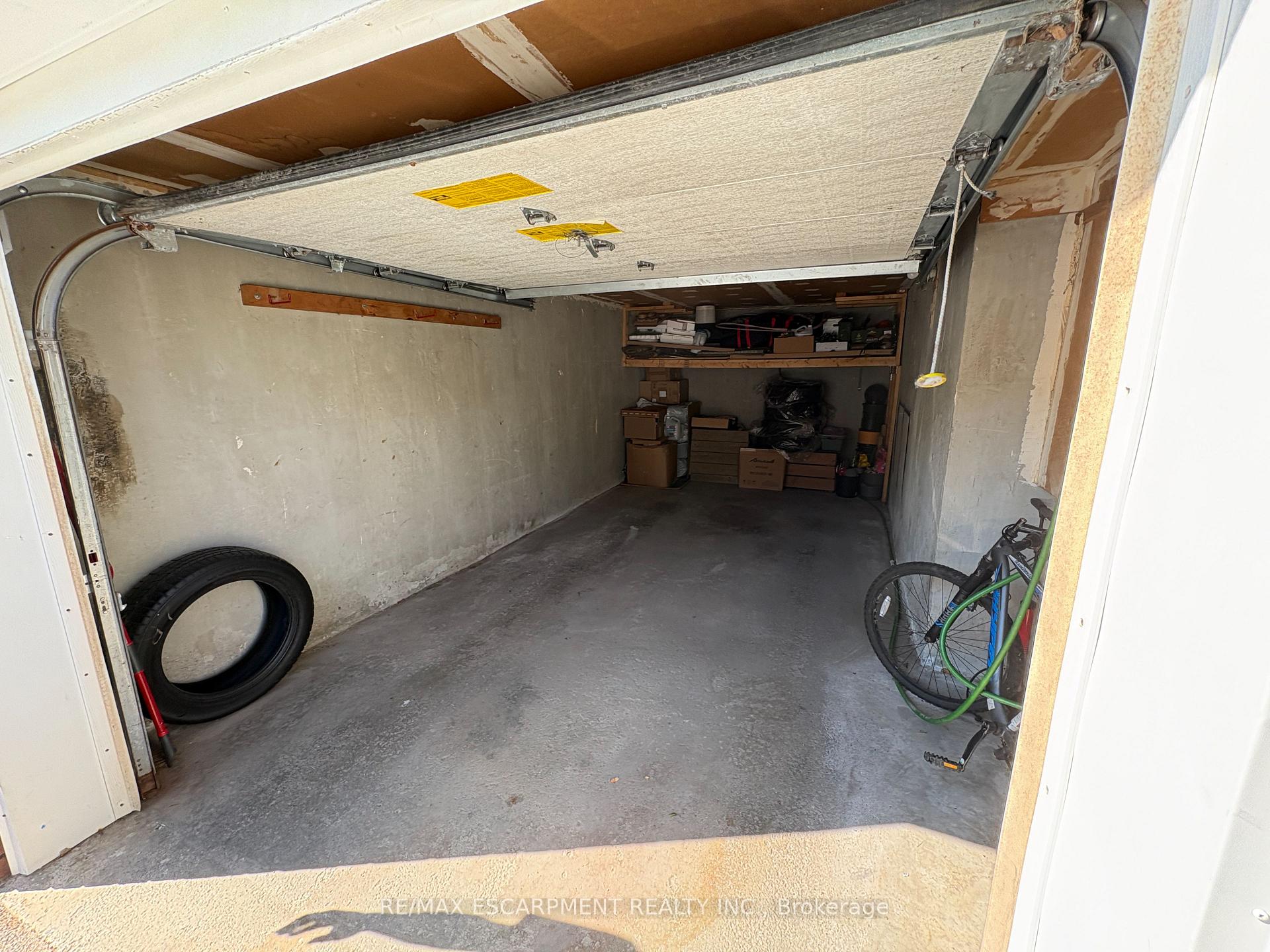 Photo 15 of Unit 4, 2380 Bromsgrove Road, Mississauga, Clarkson — HOMEH