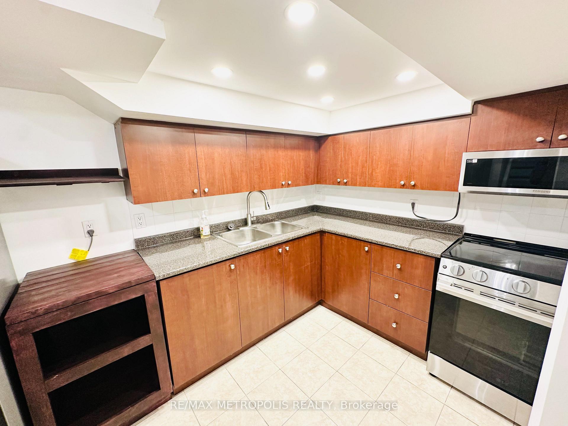 Photo 7 of Unit Basement, 6 Wahba Way, Markham, Middlefield — HOMEH