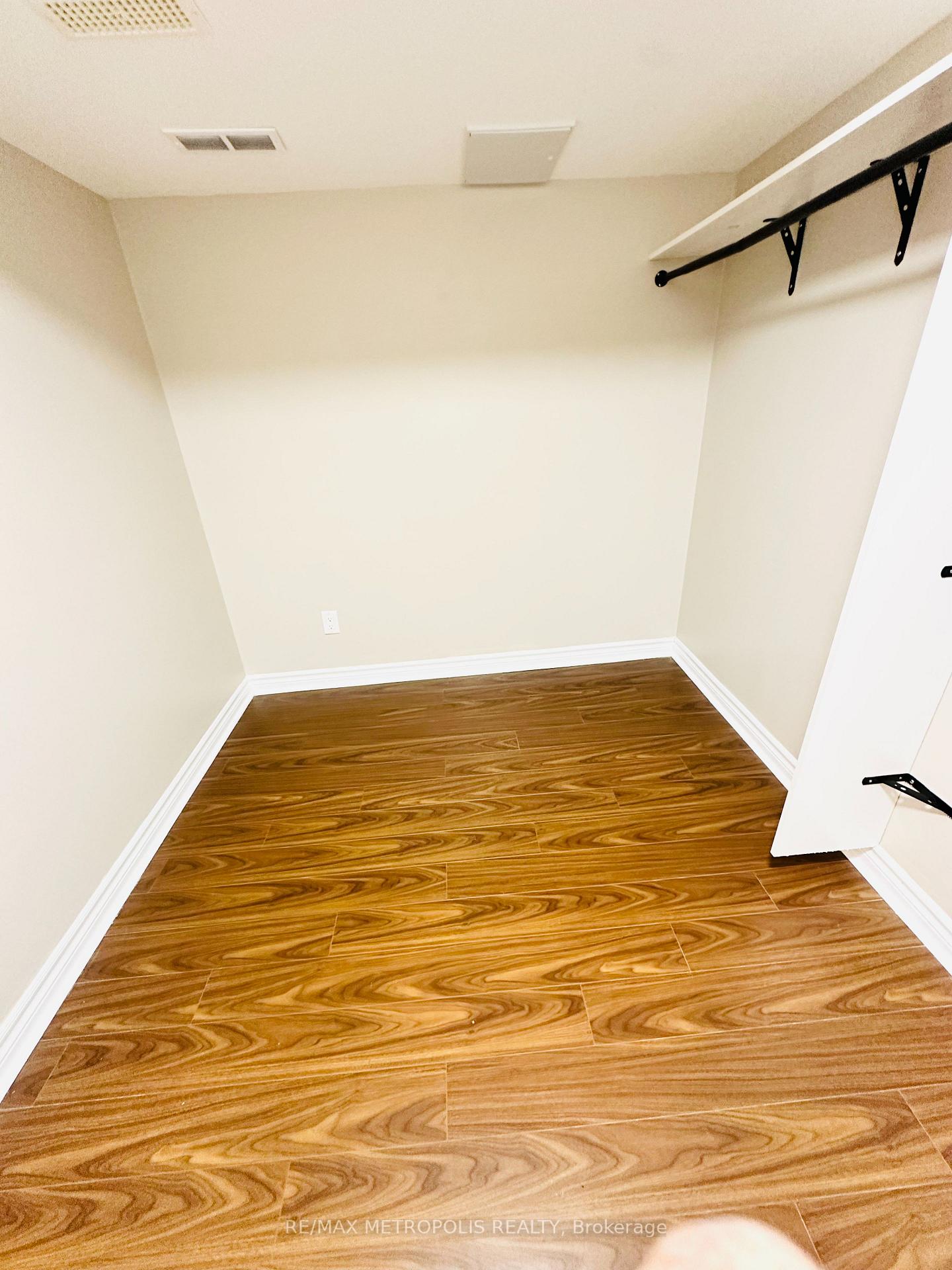 Photo 11 of Unit Basement, 6 Wahba Way, Markham, Middlefield — HOMEH