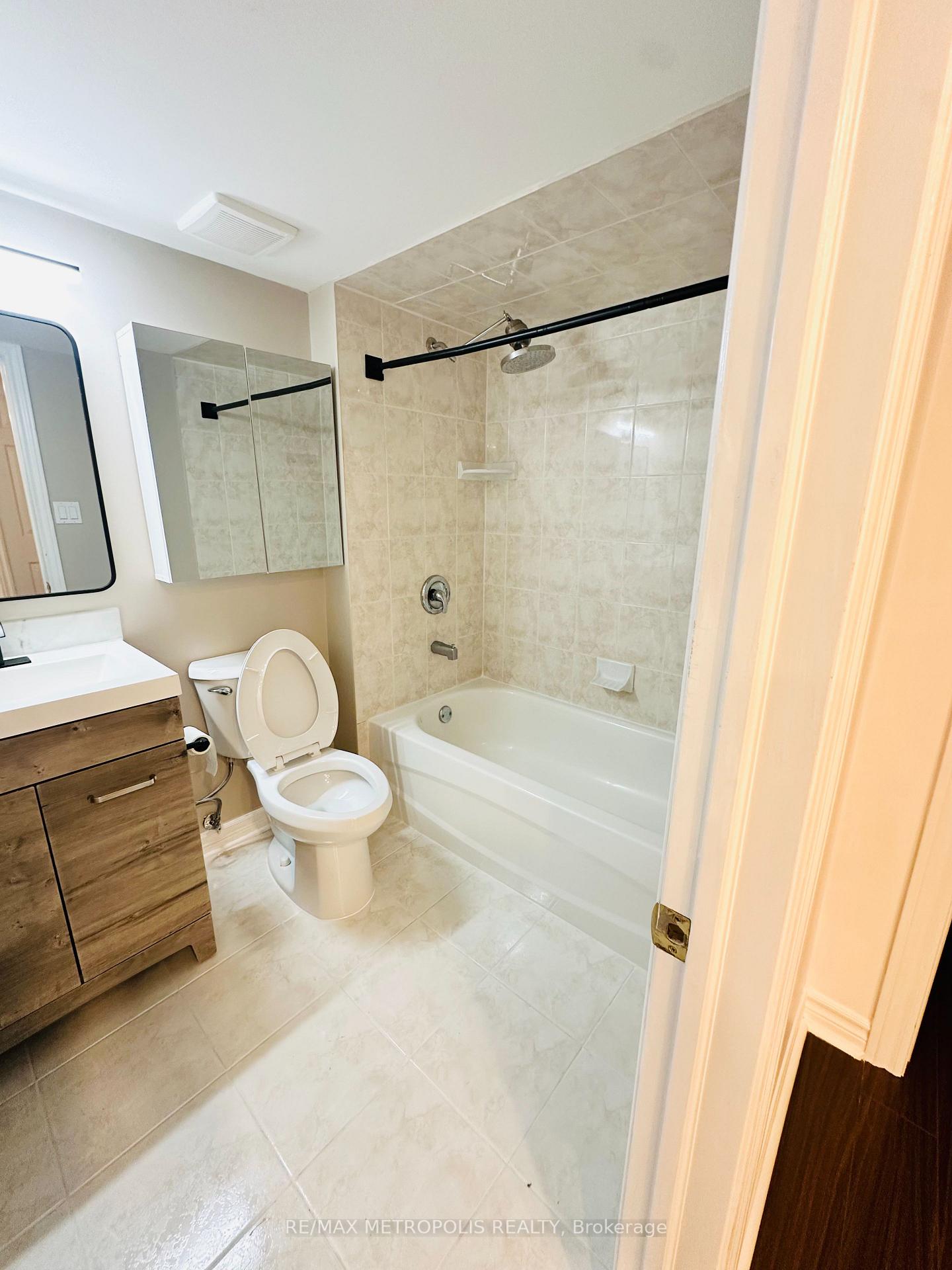 Photo 20 of Unit Basement, 6 Wahba Way, Markham, Middlefield — HOMEH