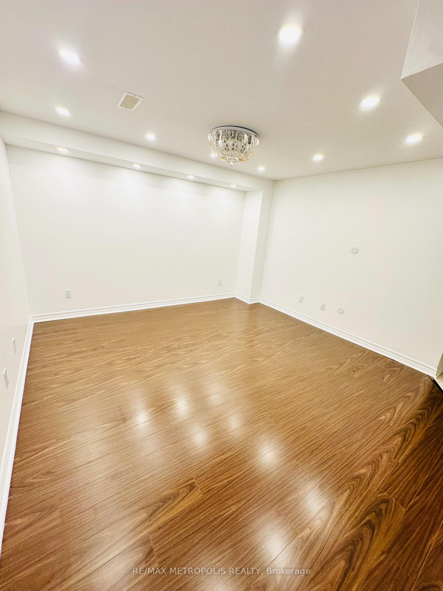 Photo 22 of Unit Basement, 6 Wahba Way, Markham, Middlefield — HOMEH