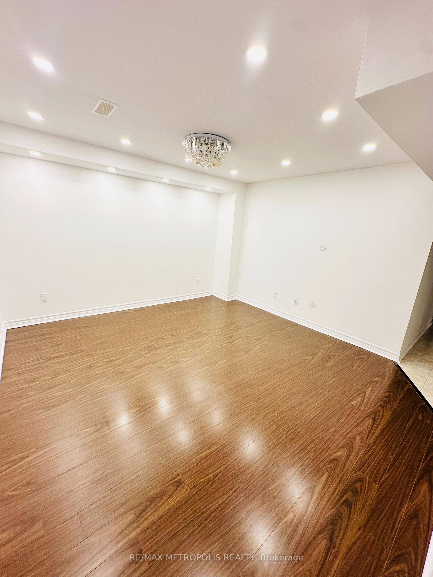 Photo 23 of Unit Basement, 6 Wahba Way, Markham, Middlefield — HOMEH
