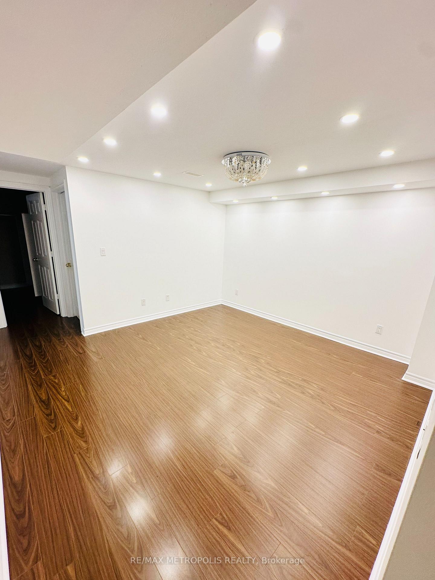 Photo 24 of Unit Basement, 6 Wahba Way, Markham, Middlefield — HOMEH