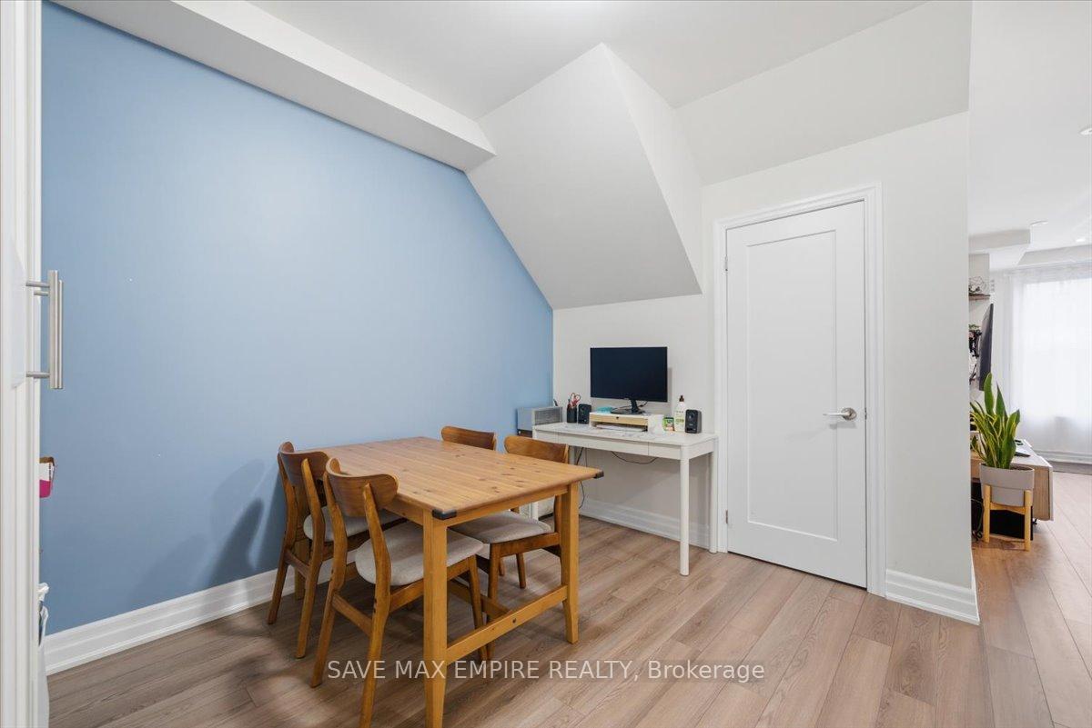 Photo 11 of Unit 227, 652 Cricklewood Drive, Mississauga, Mineola — HOMEH