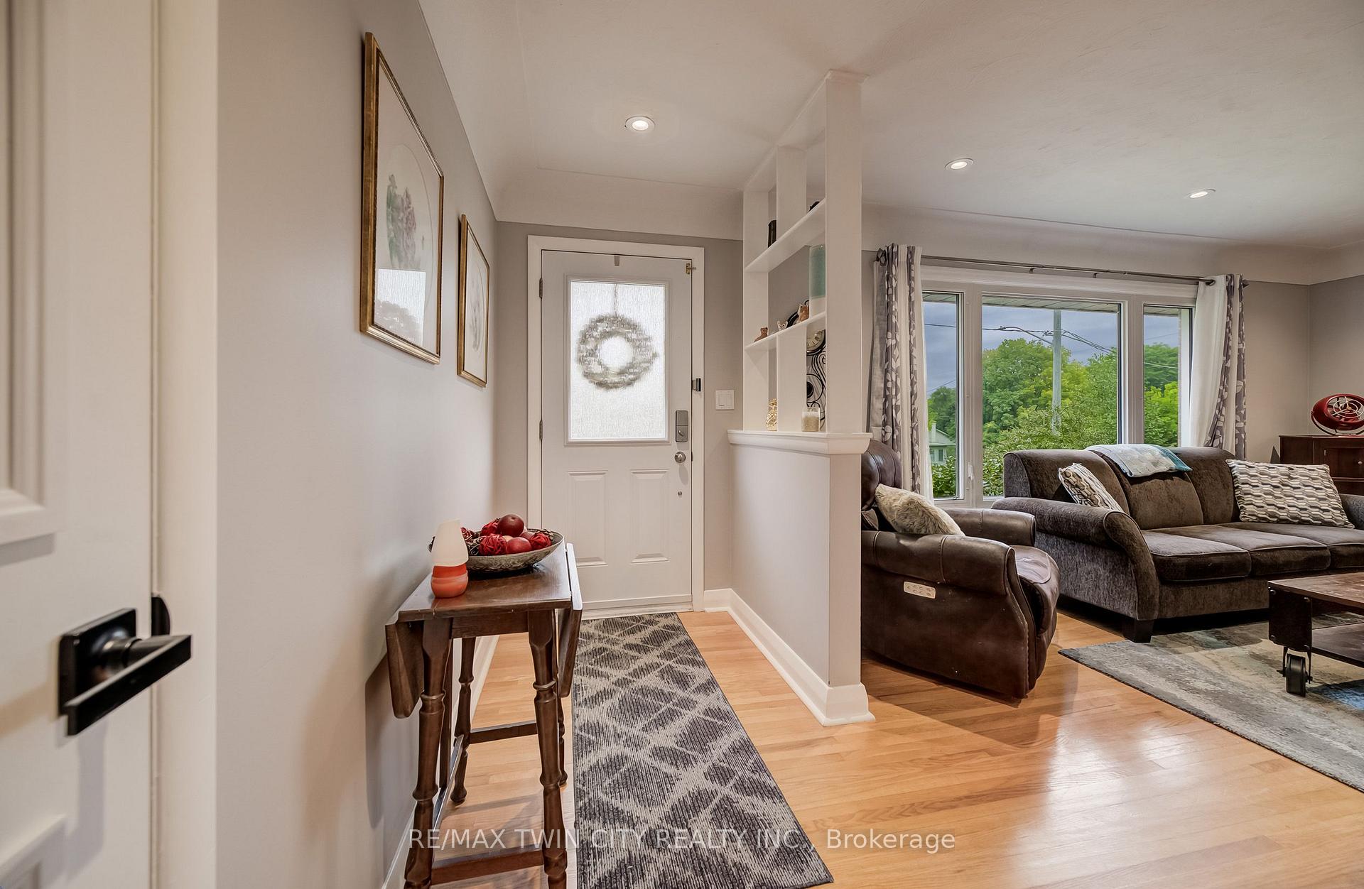 Photo 4 of 25 Culham Drive, Cambridge, St Andrews/Southwood — HOMEH