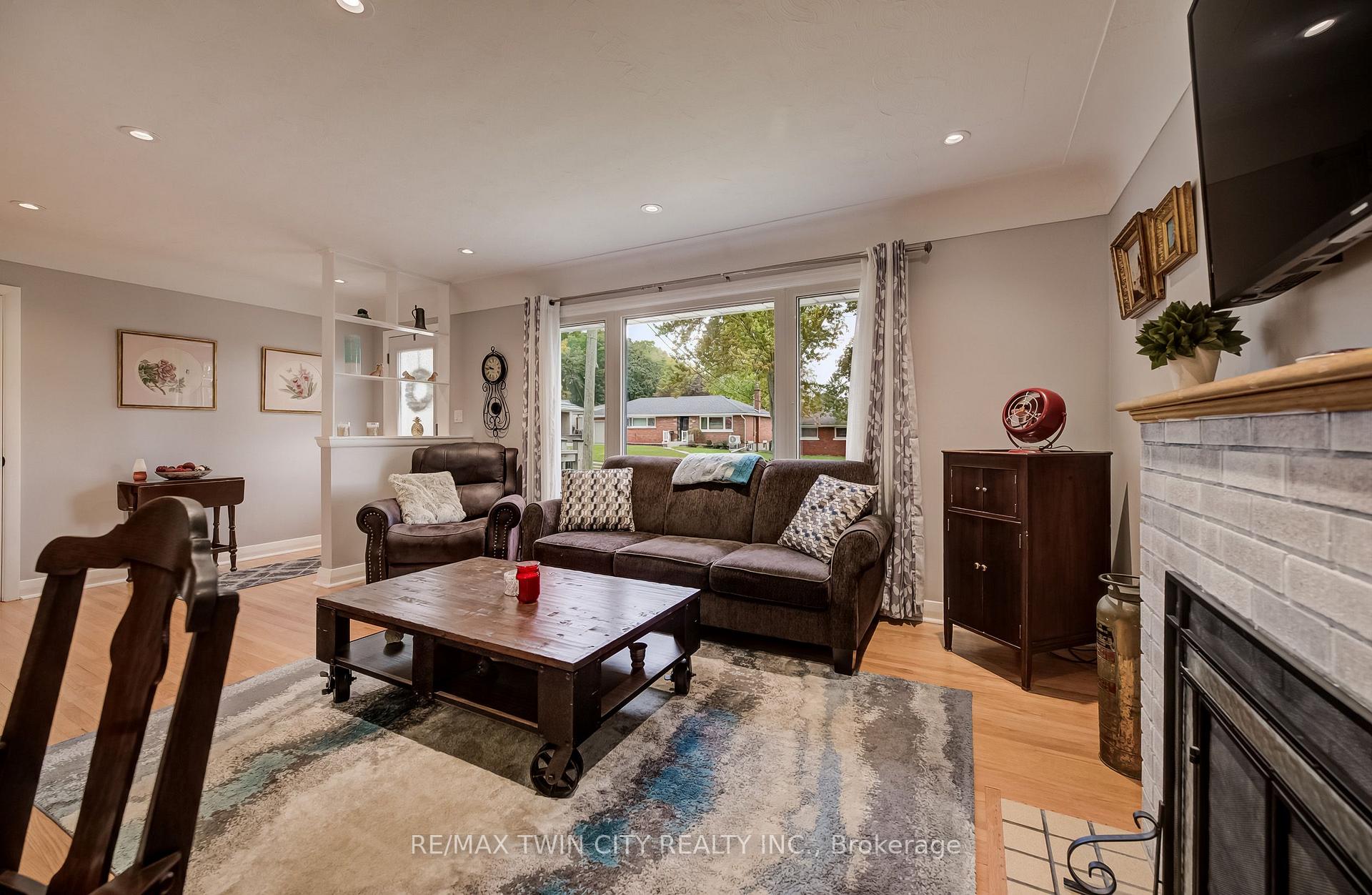 Photo 5 of 25 Culham Drive, Cambridge, St Andrews/Southwood — HOMEH