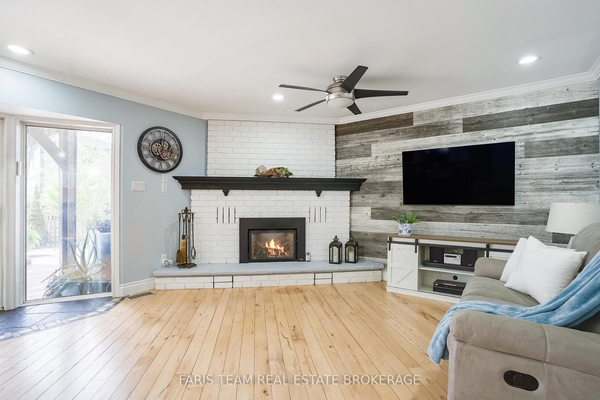 Photo 15 of 135 Forest Glen Drive, Gravenhurst, Muskoka (S) — HOMEH