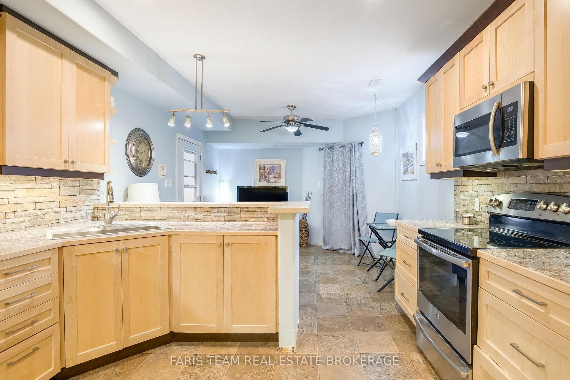 Photo 33 of 135 Forest Glen Drive, Gravenhurst, Muskoka (S) — HOMEH