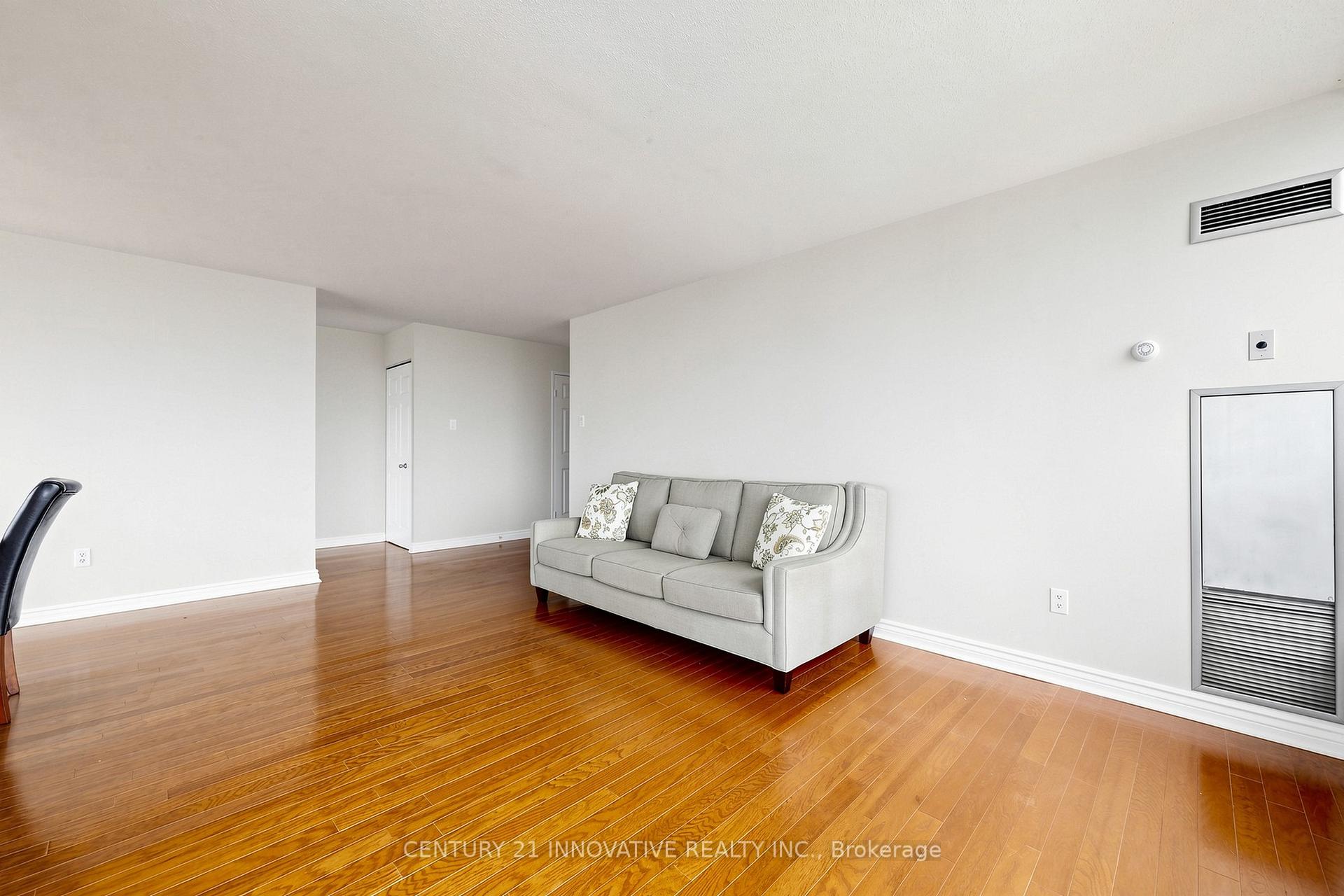 Photo 19 of Unit 912, 12 Laurelcrest Street, Brampton, Queen Street Corridor — HOMEH
