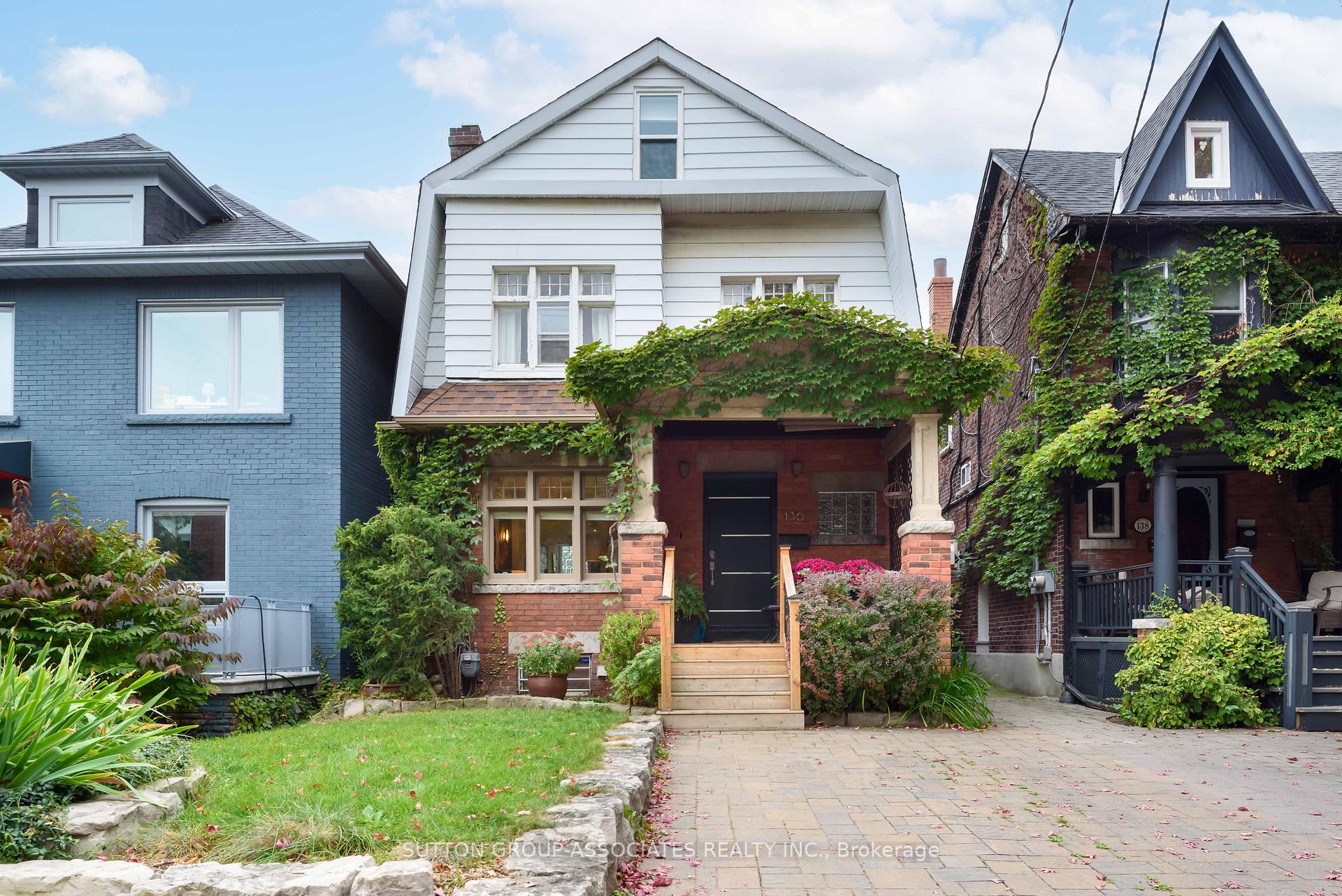 Photo 24 of 136 Arlington Avenue, Toronto, Oakwood Village — HOMEH