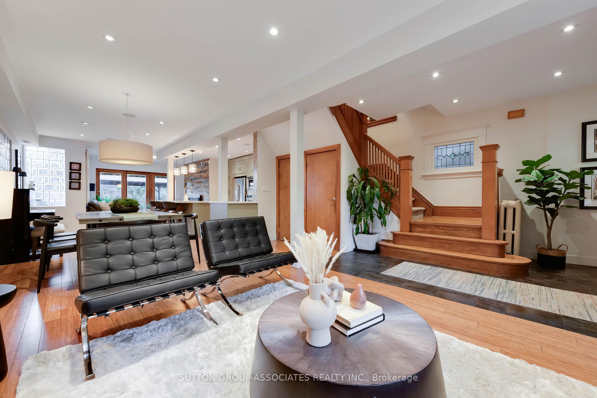 Photo 31 of 136 Arlington Avenue, Toronto, Oakwood Village — HOMEH