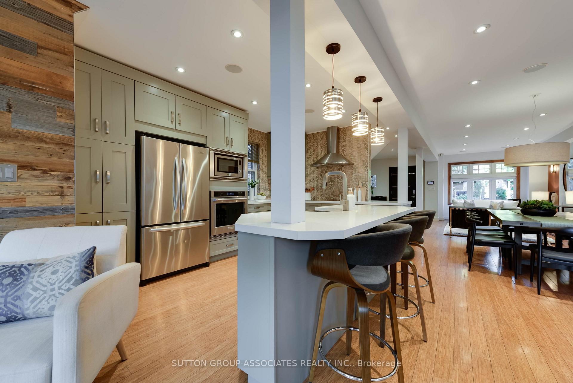 Photo 40 of 136 Arlington Avenue, Toronto, Oakwood Village — HOMEH