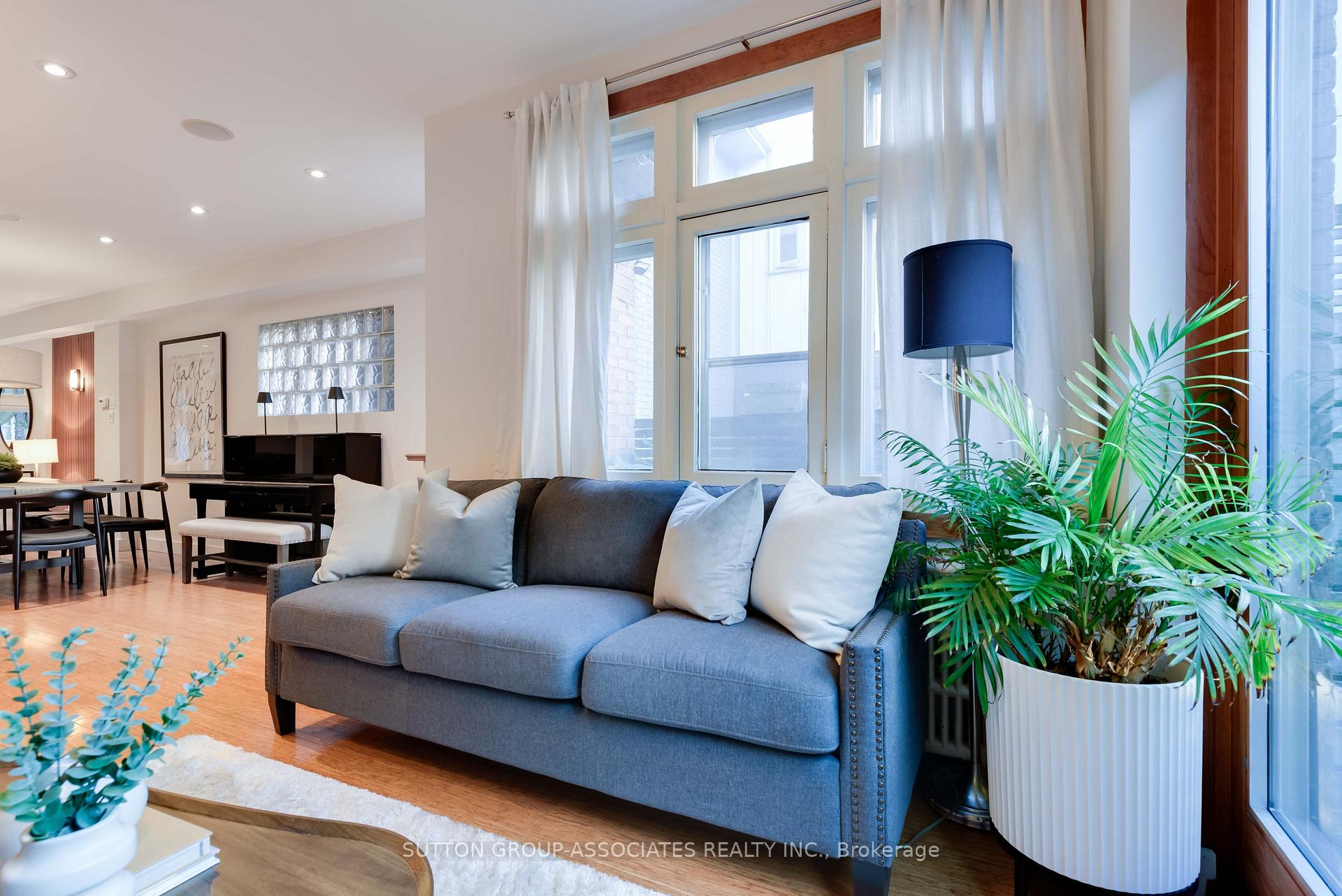 Photo 47 of 136 Arlington Avenue, Toronto, Oakwood Village — HOMEH
