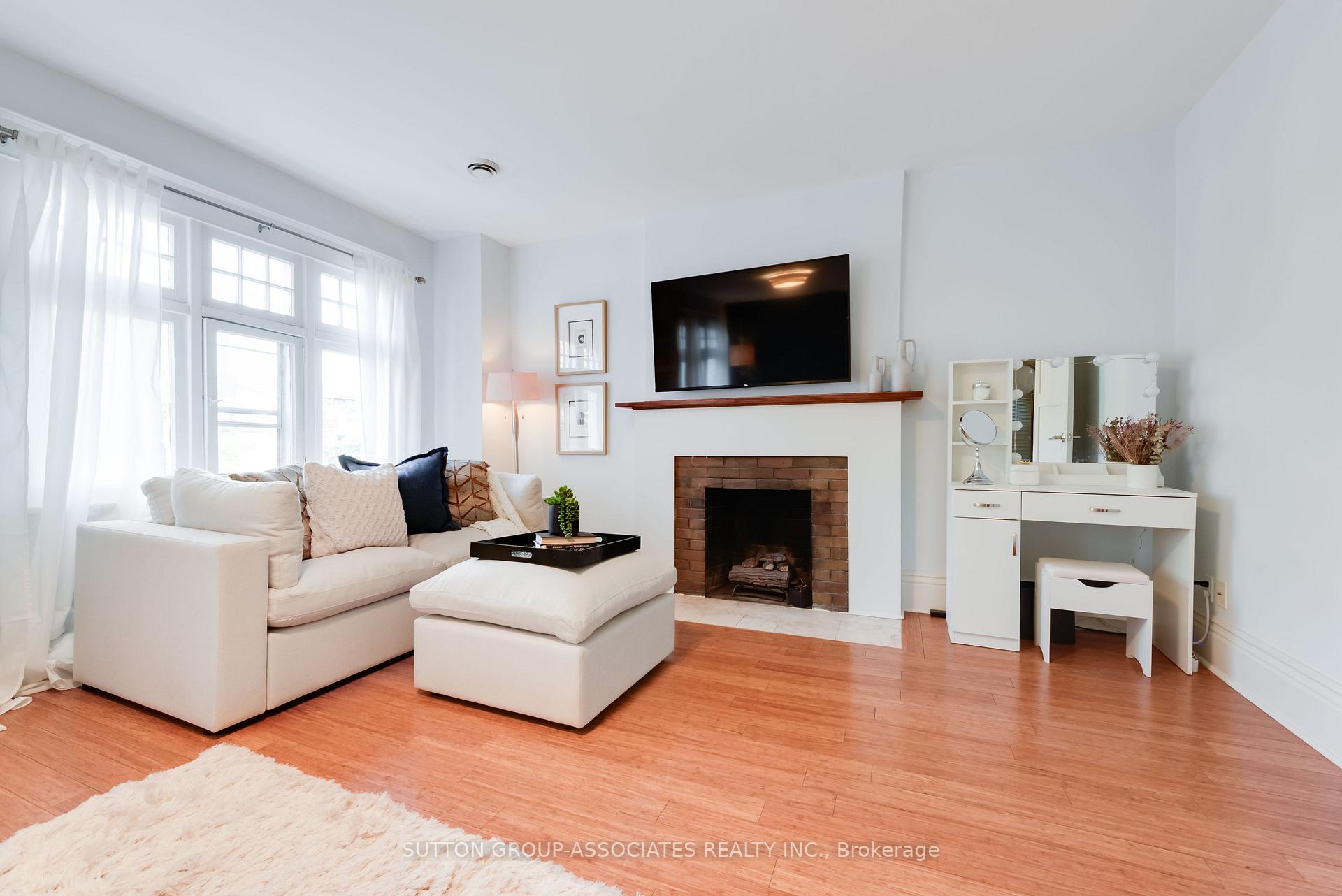 Photo 49 of 136 Arlington Avenue, Toronto, Oakwood Village — HOMEH