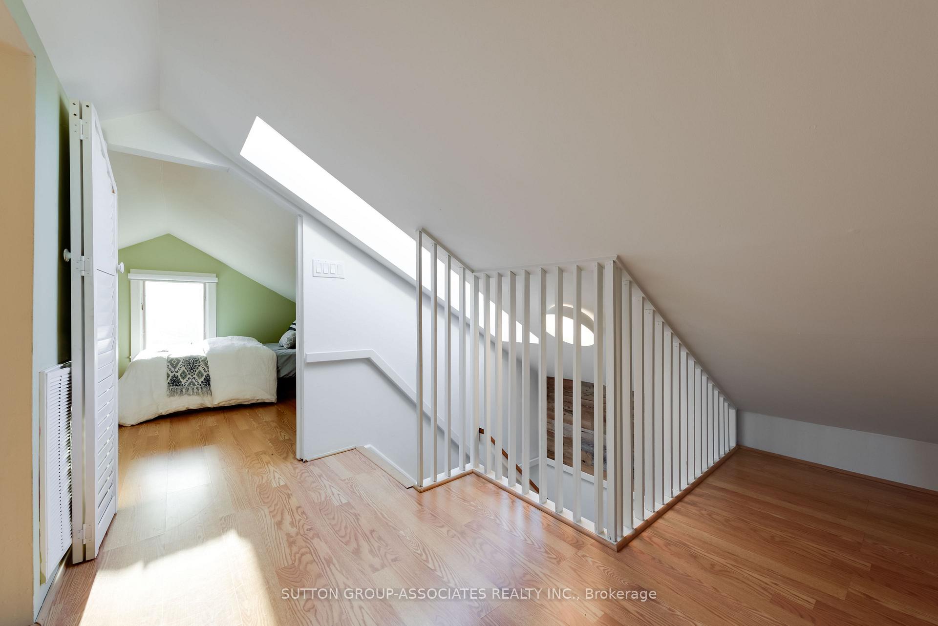 Photo 57 of 136 Arlington Avenue, Toronto, Oakwood Village — HOMEH