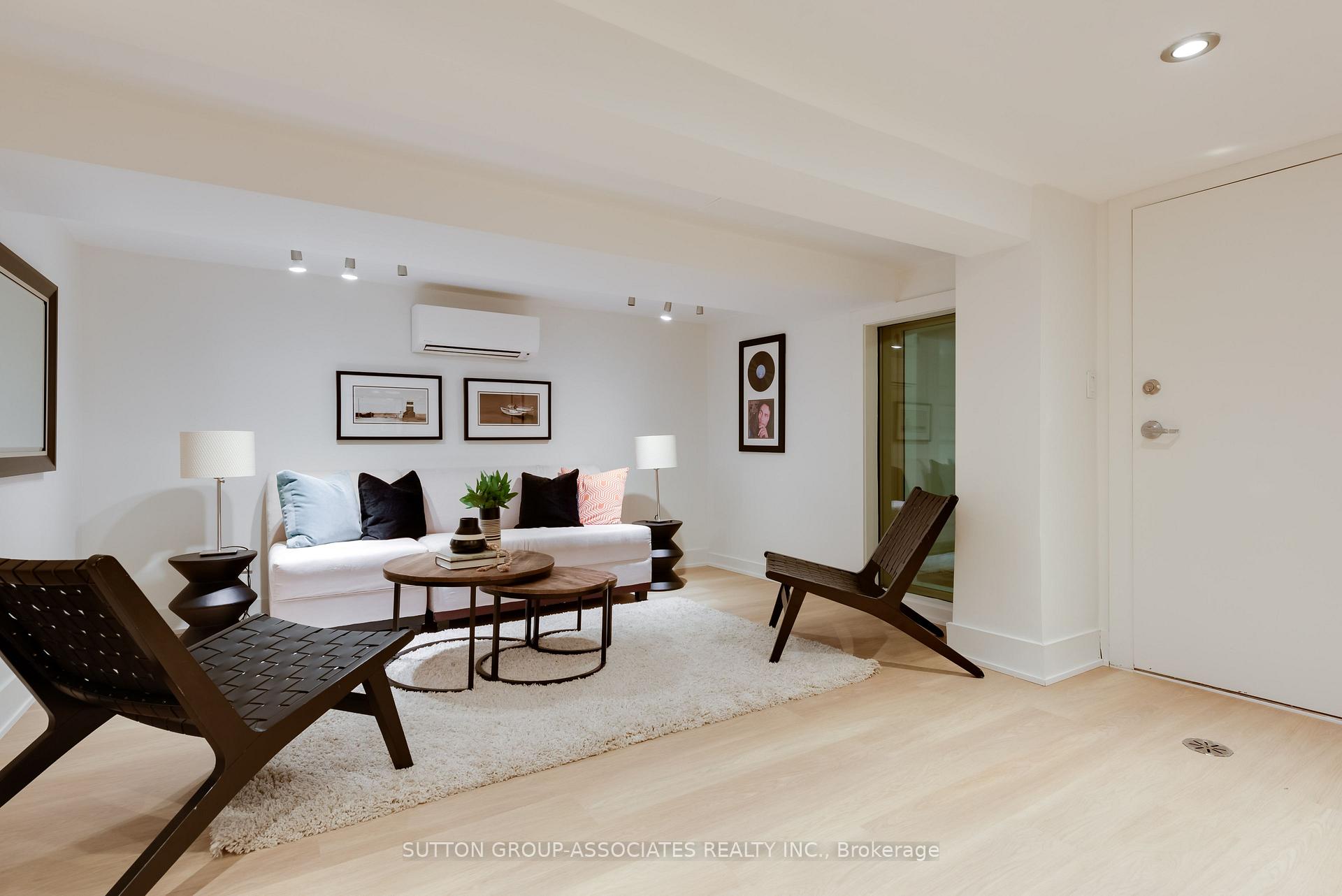 Photo 59 of 136 Arlington Avenue, Toronto, Oakwood Village — HOMEH