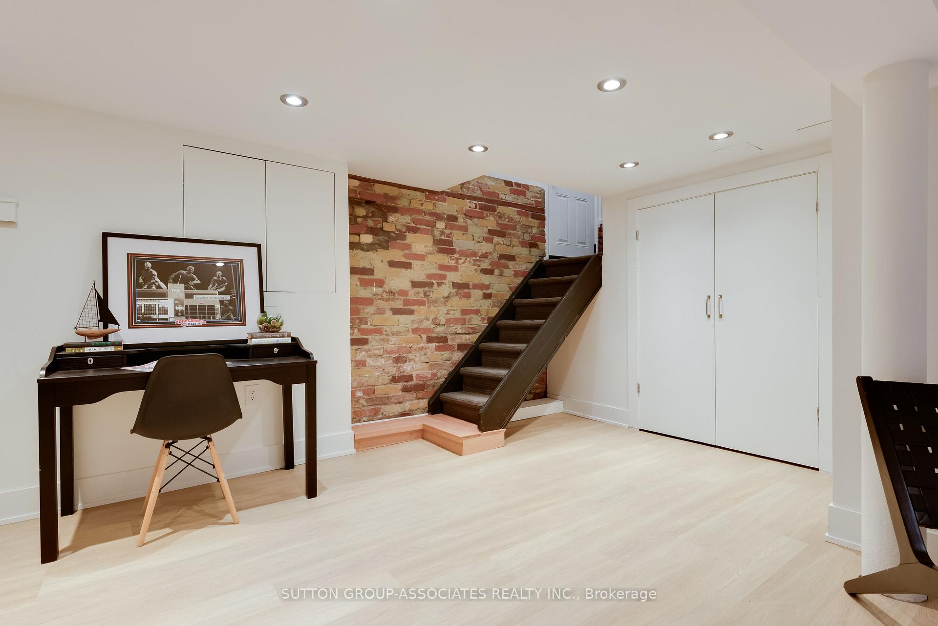 Photo 61 of 136 Arlington Avenue, Toronto, Oakwood Village — HOMEH