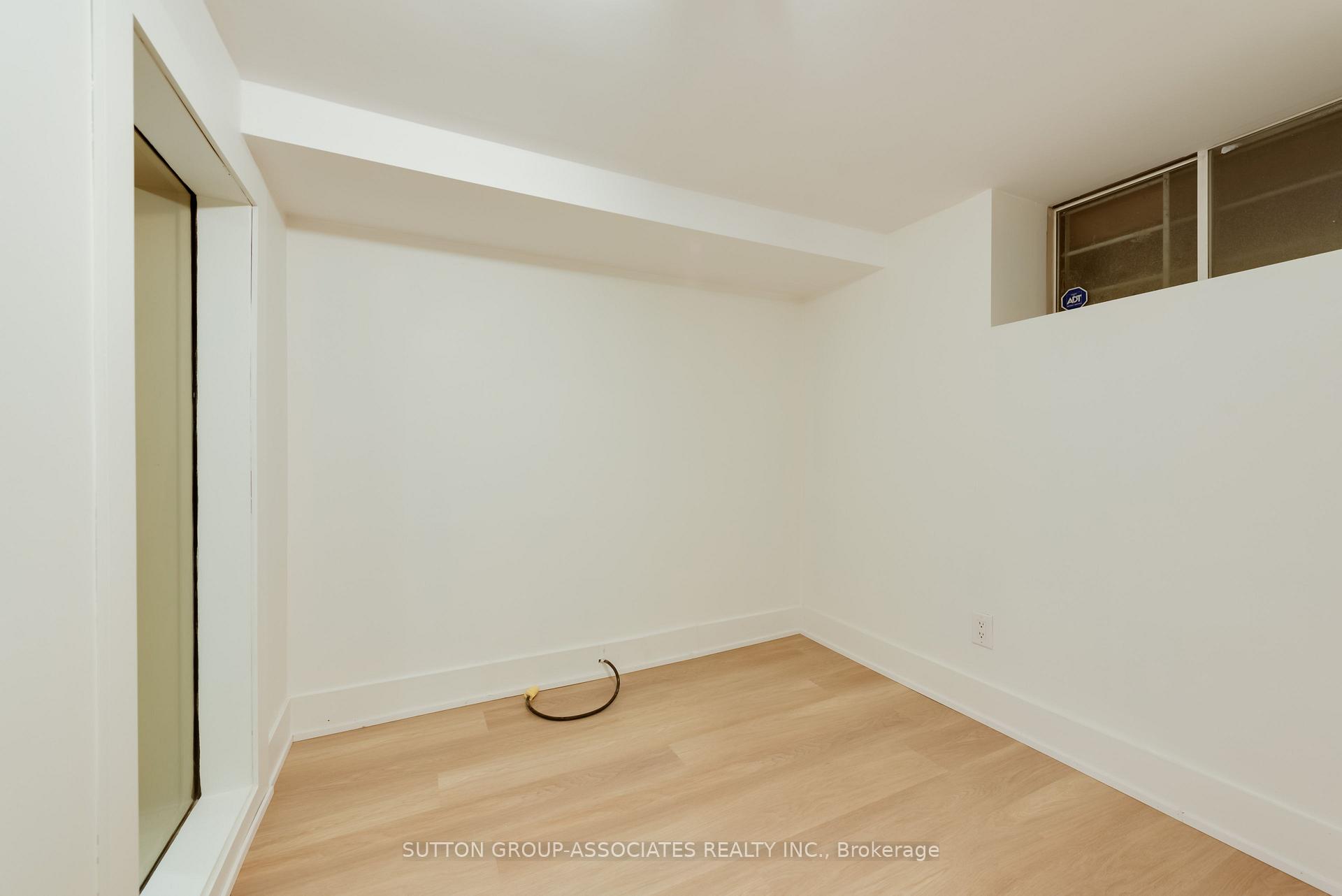 Photo 63 of 136 Arlington Avenue, Toronto, Oakwood Village — HOMEH