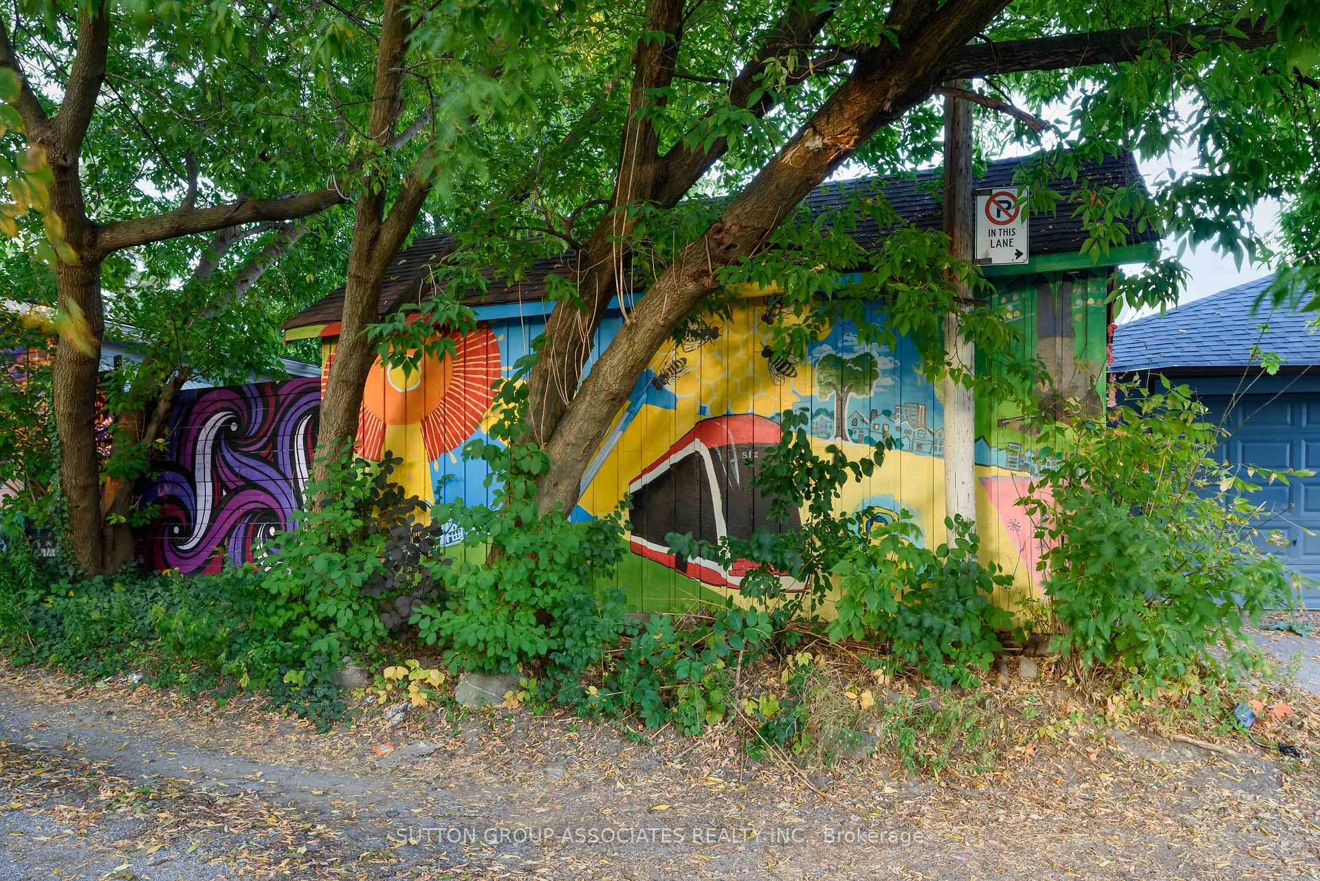 Photo 72 of 136 Arlington Avenue, Toronto, Oakwood Village — HOMEH