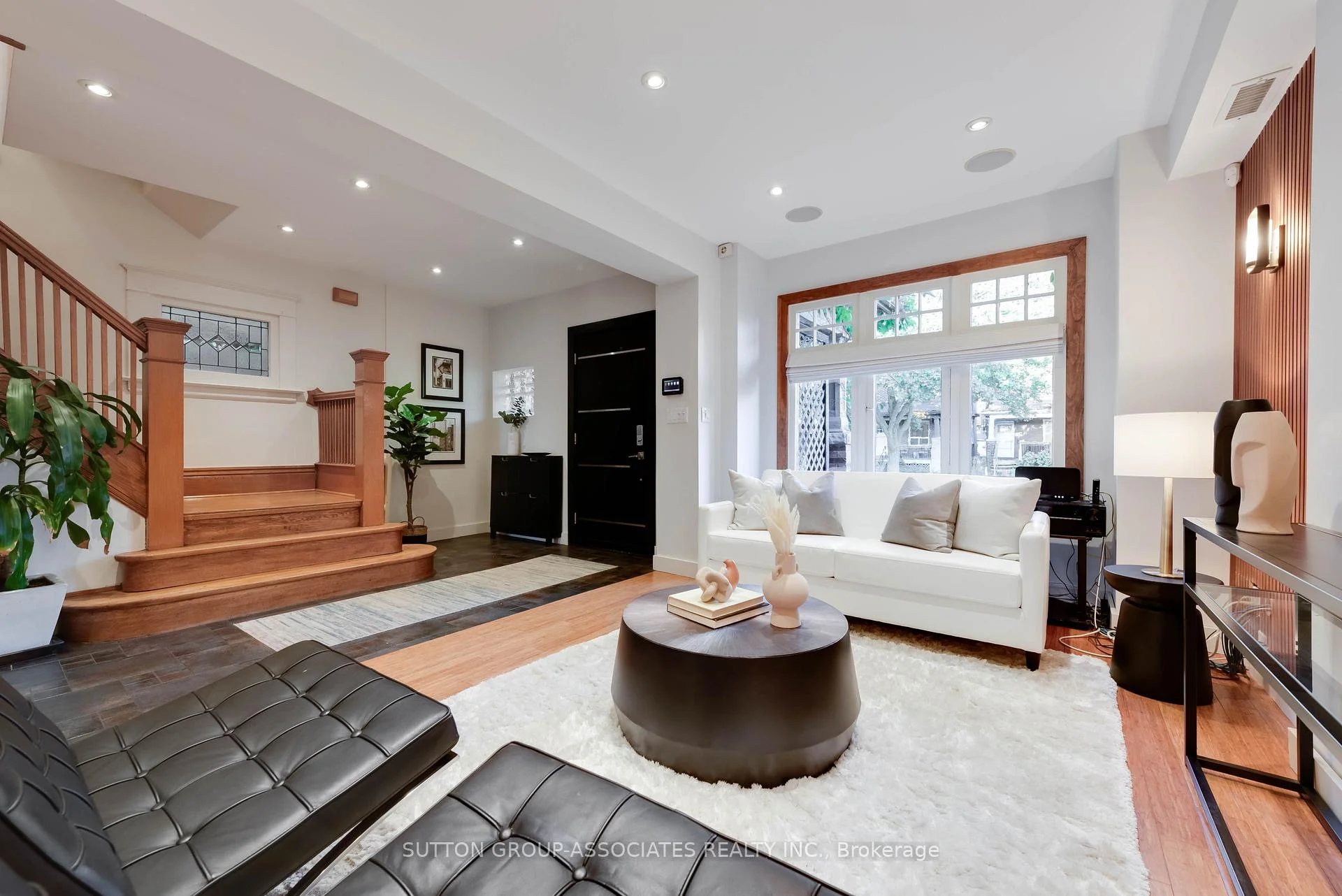 Photo 11 of 136 Arlington Avenue, Toronto, Oakwood Village — HOMEH