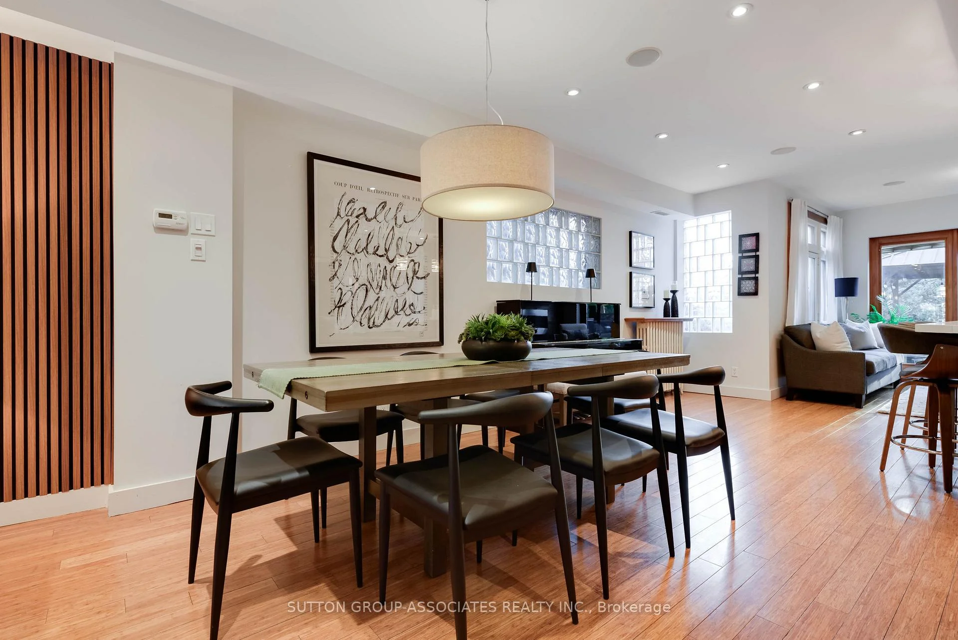 Photo 12 of 136 Arlington Avenue, Toronto, Oakwood Village — HOMEH