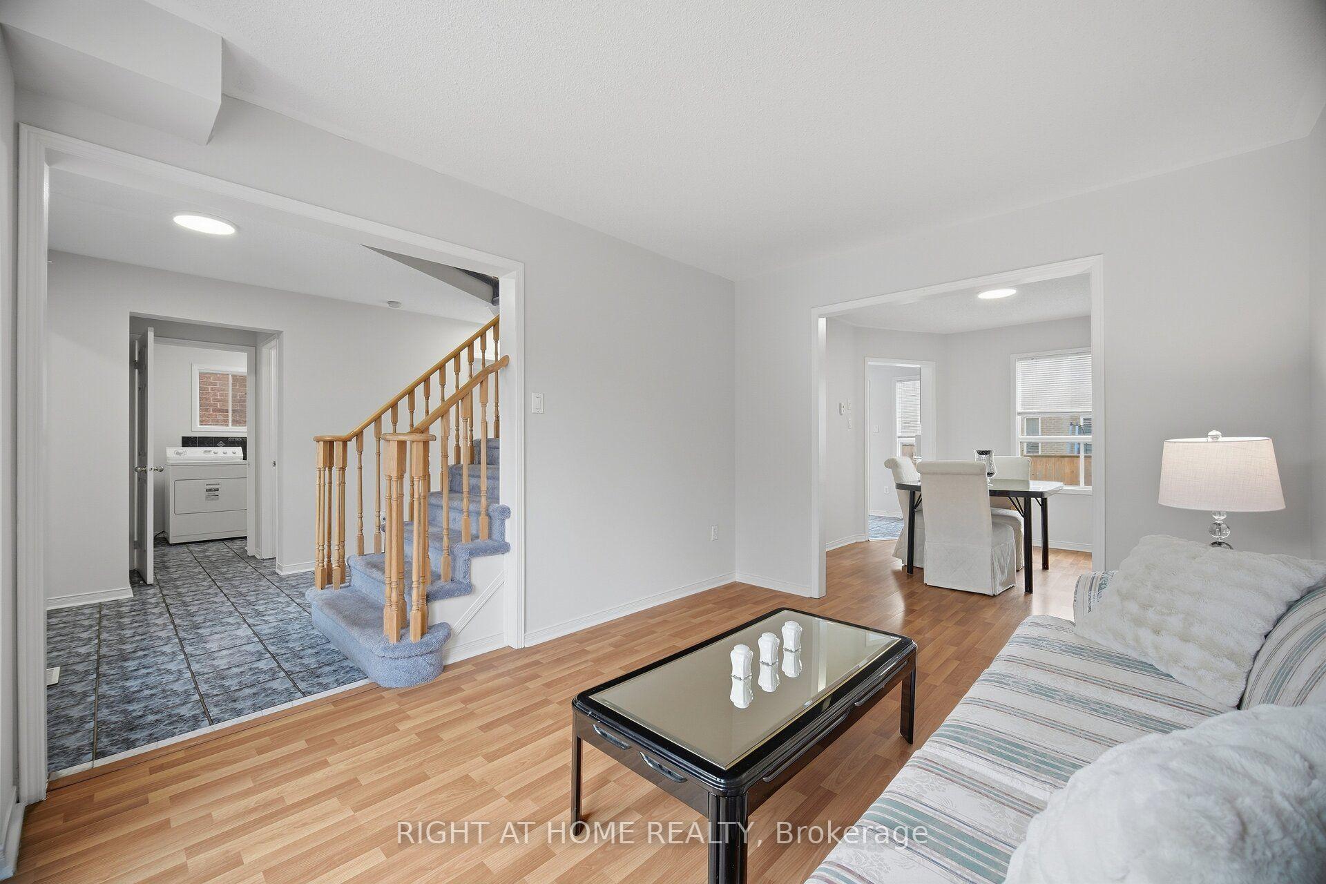 Photo 9 of 3970 Worthview Place, Mississauga, Lisgar — HOMEH