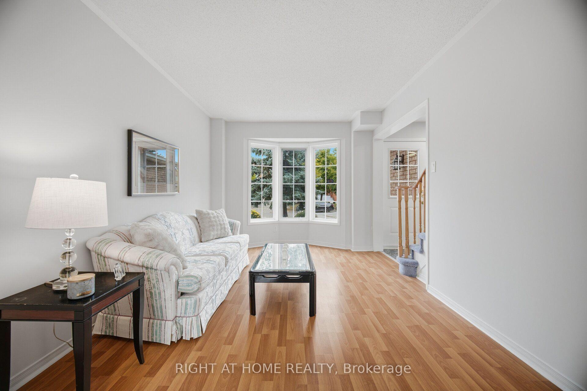 Photo 10 of 3970 Worthview Place, Mississauga, Lisgar — HOMEH