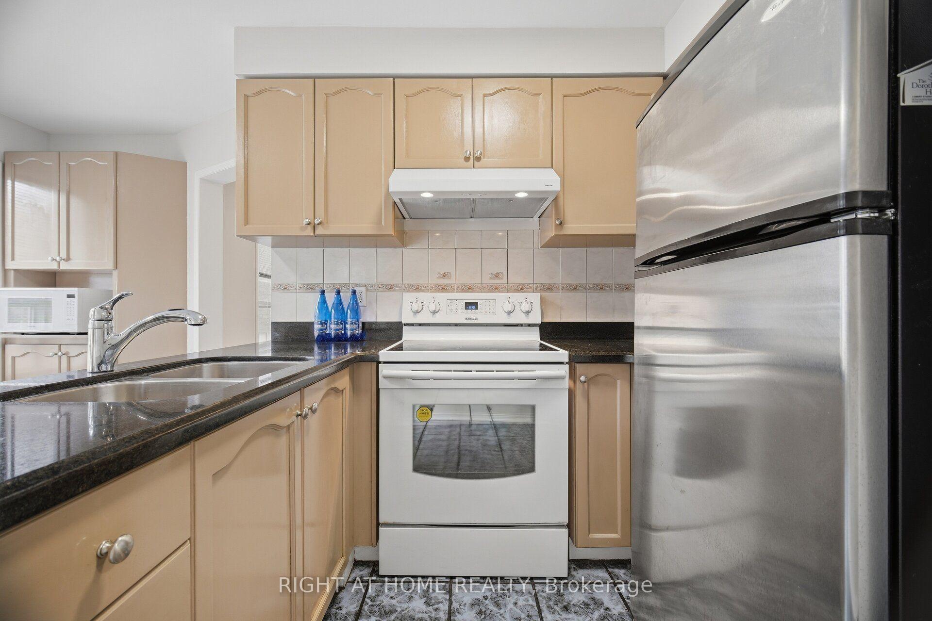 Photo 14 of 3970 Worthview Place, Mississauga, Lisgar — HOMEH