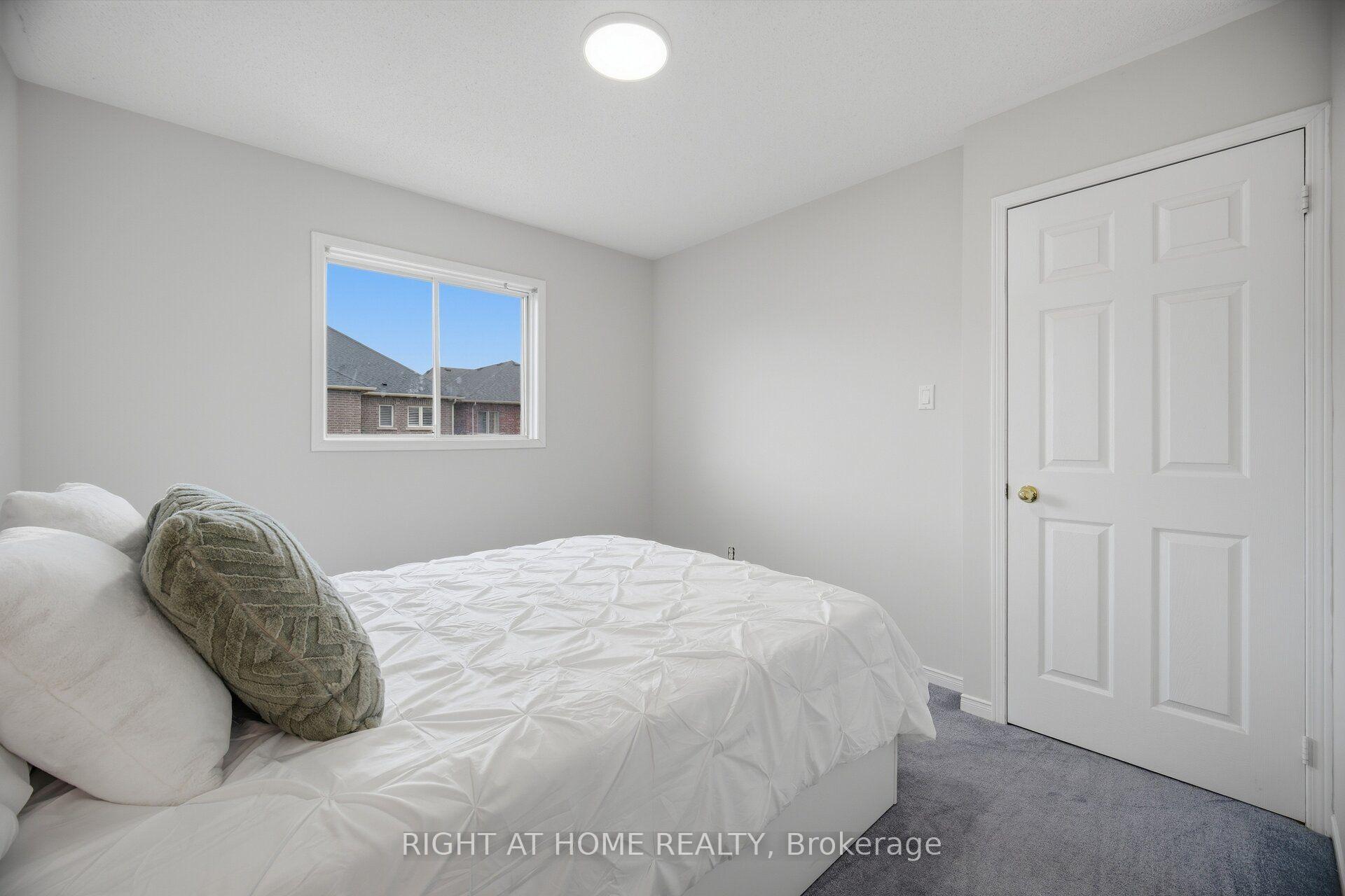 Photo 33 of 3970 Worthview Place, Mississauga, Lisgar — HOMEH