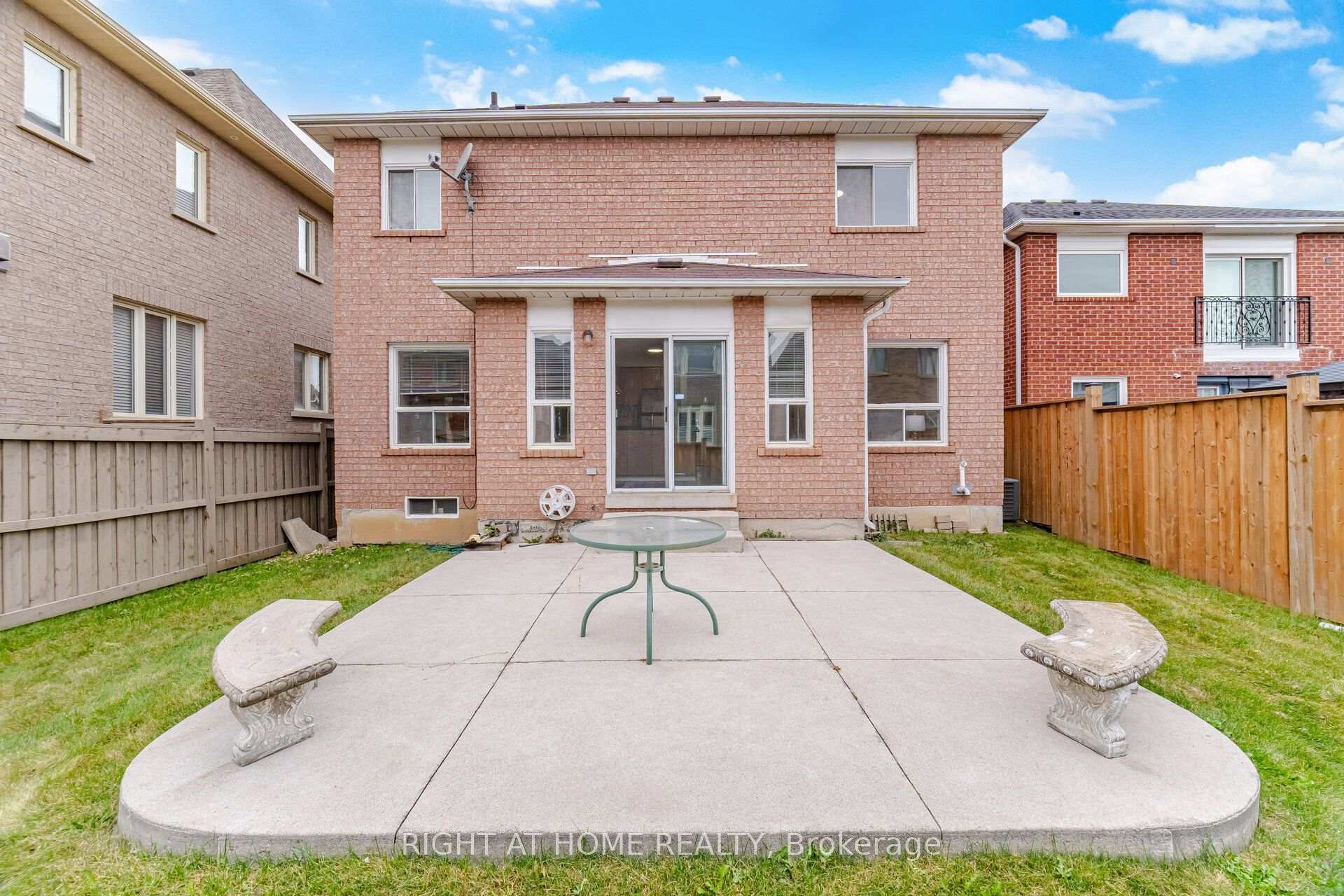 Photo 38 of 3970 Worthview Place, Mississauga, Lisgar — HOMEH