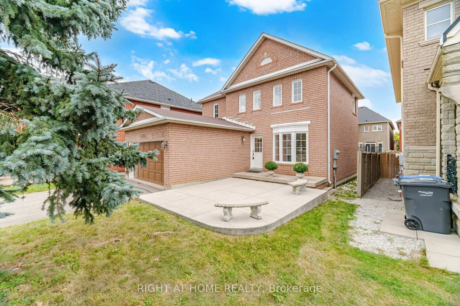 Photo 3 of 3970 Worthview Place, Mississauga, Lisgar — HOMEH