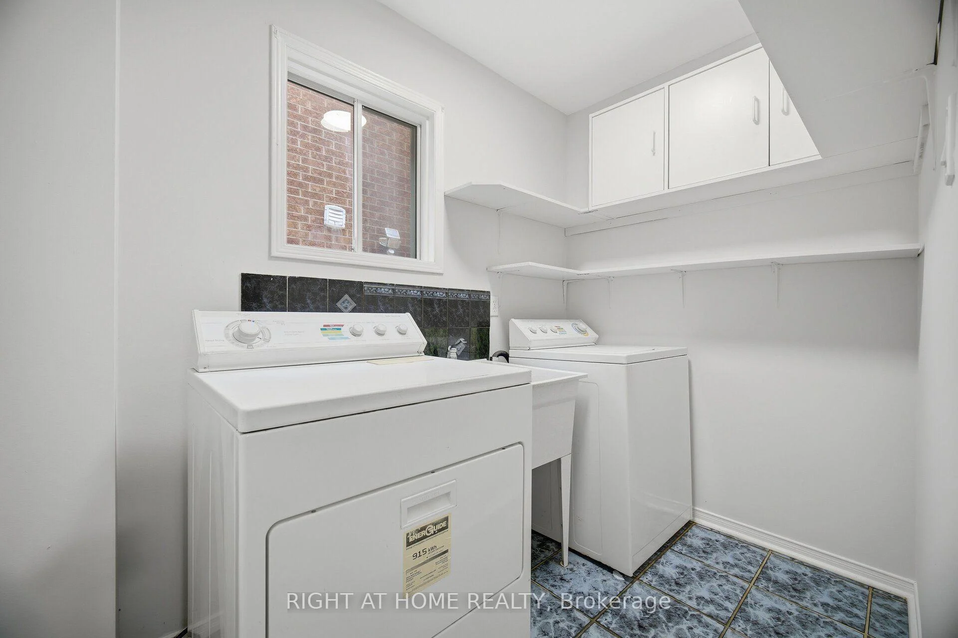 Photo 40 of 3970 Worthview Place, Mississauga, Lisgar — HOMEH