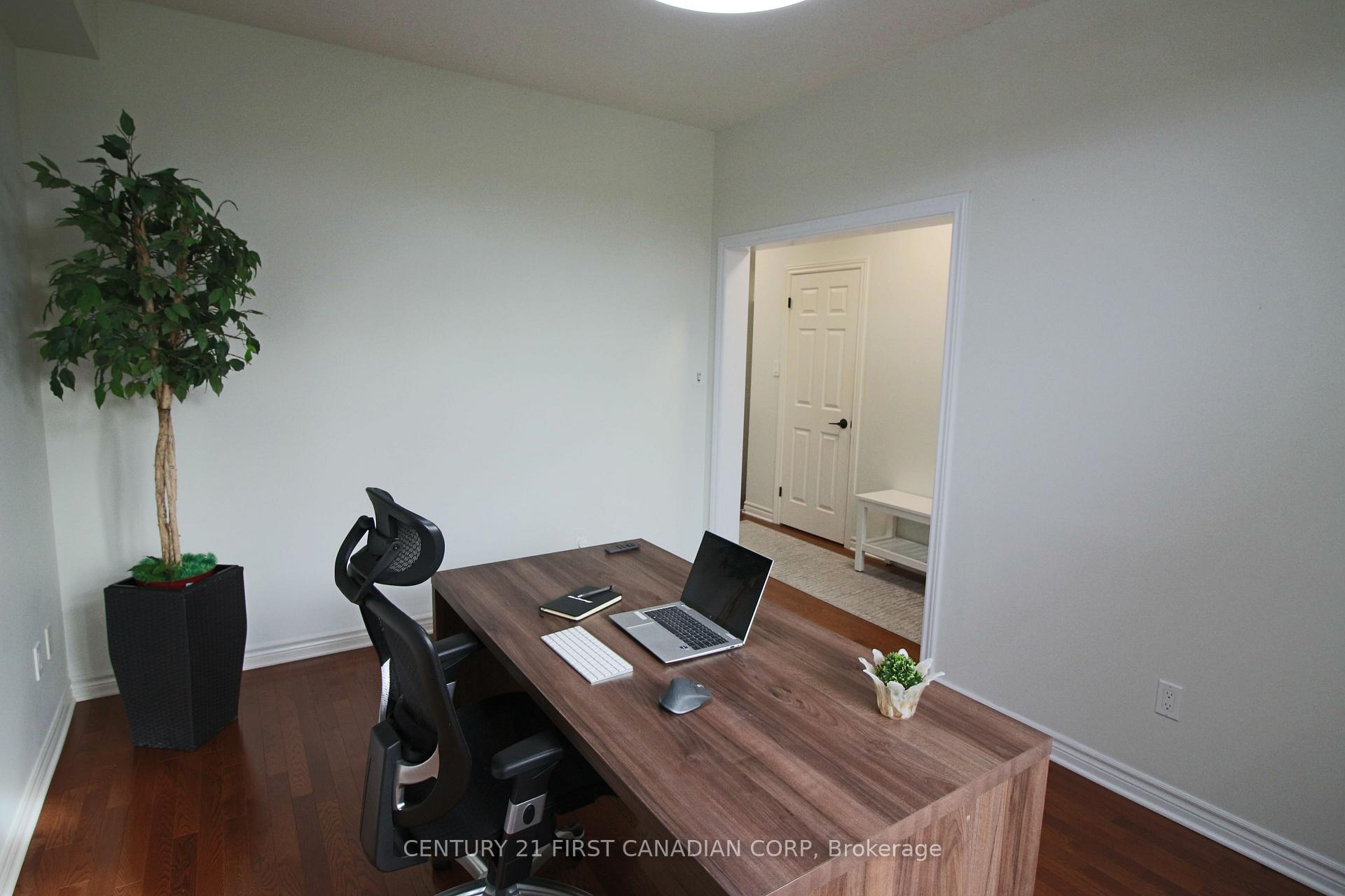 Photo 7 of Unit 6, 458 Blue Jay Drive, London, North B — HOMEH