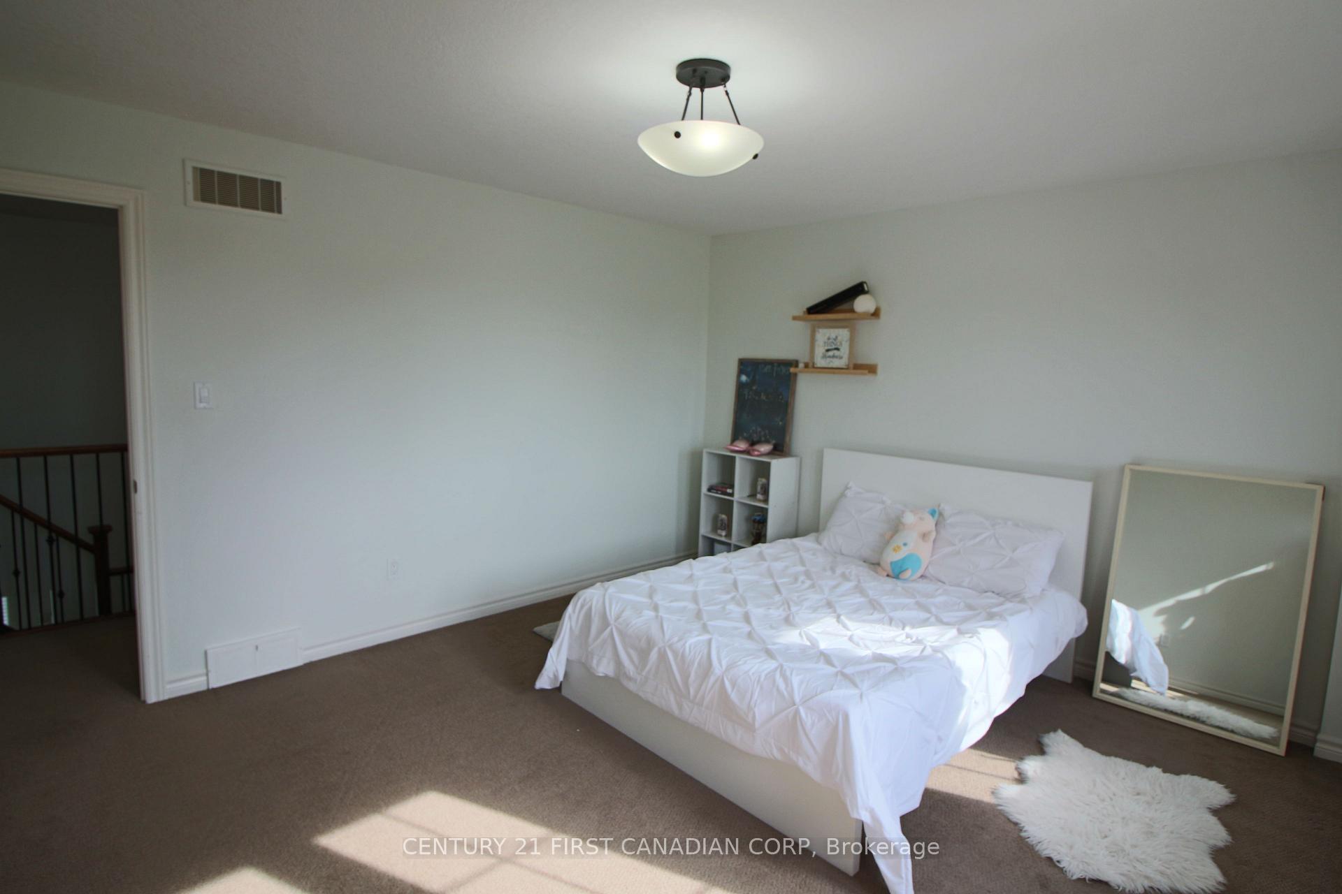 Photo 29 of Unit 6, 458 Blue Jay Drive, London, North B — HOMEH