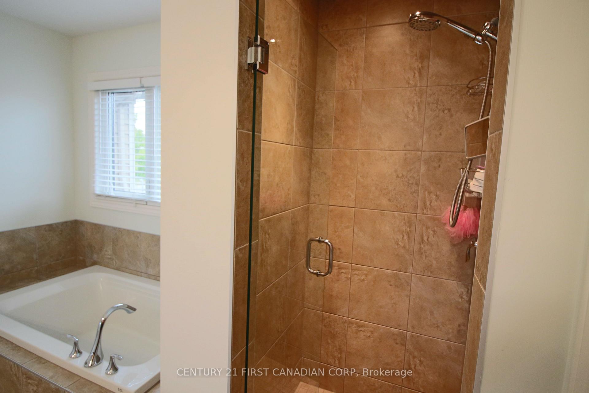 Photo 38 of Unit 6, 458 Blue Jay Drive, London, North B — HOMEH