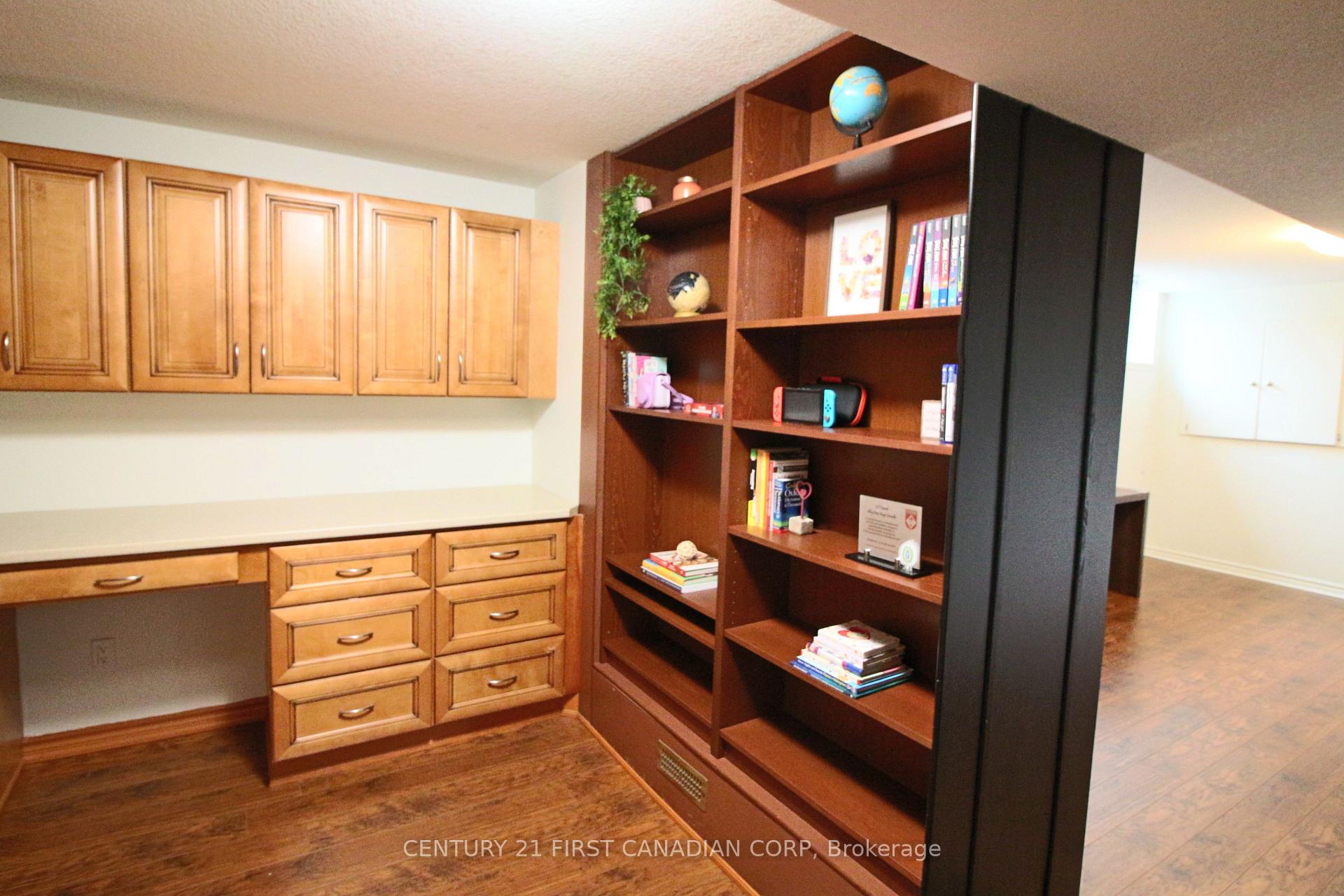Photo 43 of Unit 6, 458 Blue Jay Drive, London, North B — HOMEH